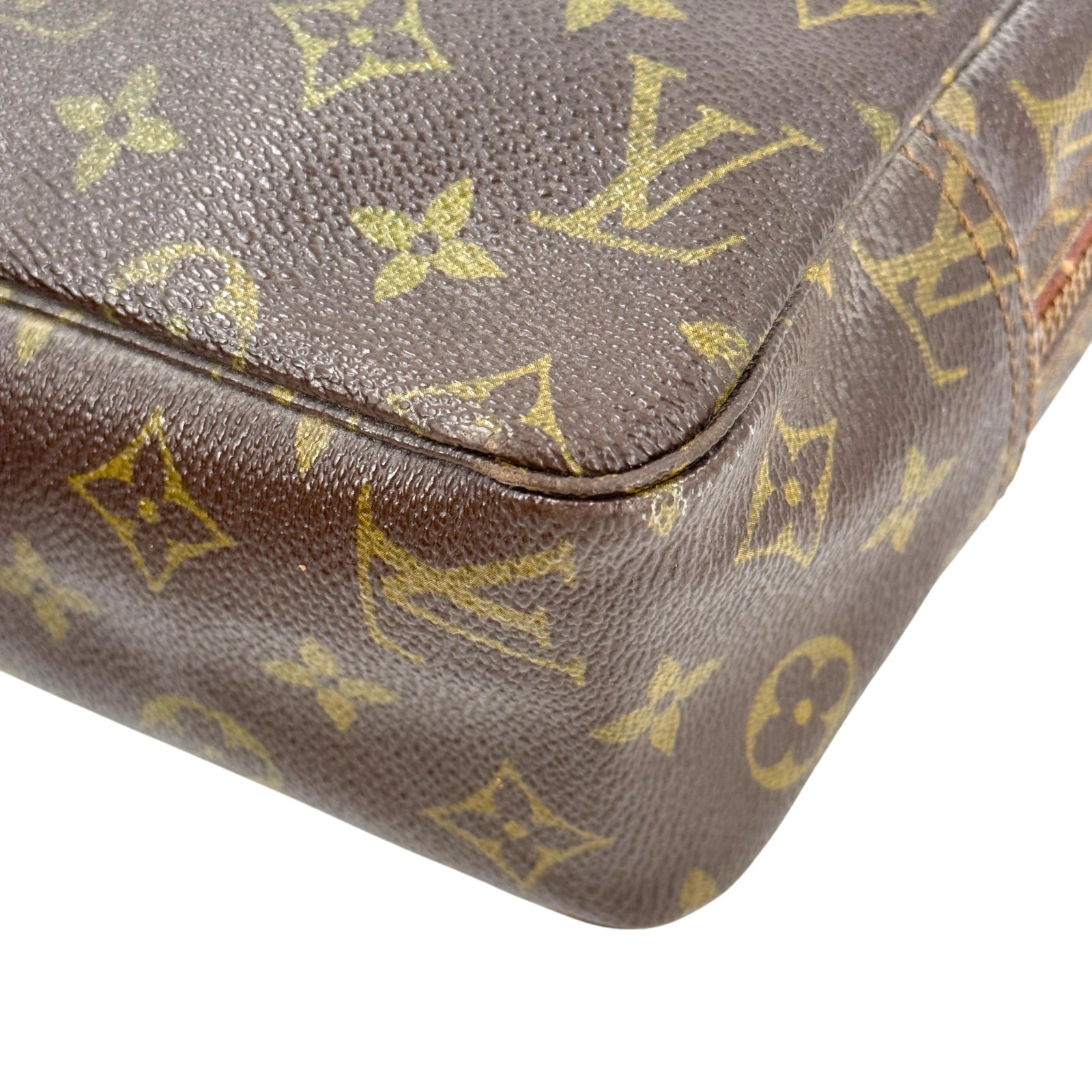 LOUIS VUITTON Trousse Toilette 28 Monogram Canvas Vintage Pouch M47522