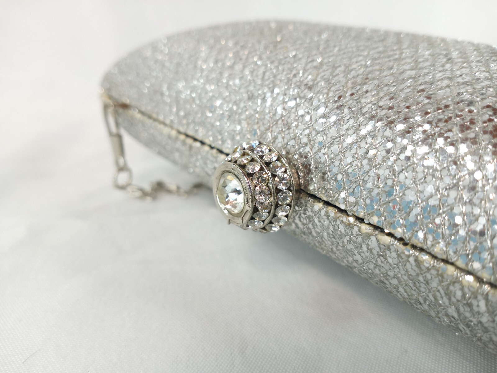 JNB Silver Clutch With Rhinestone Clasp Silver Detachable Chain Made In China