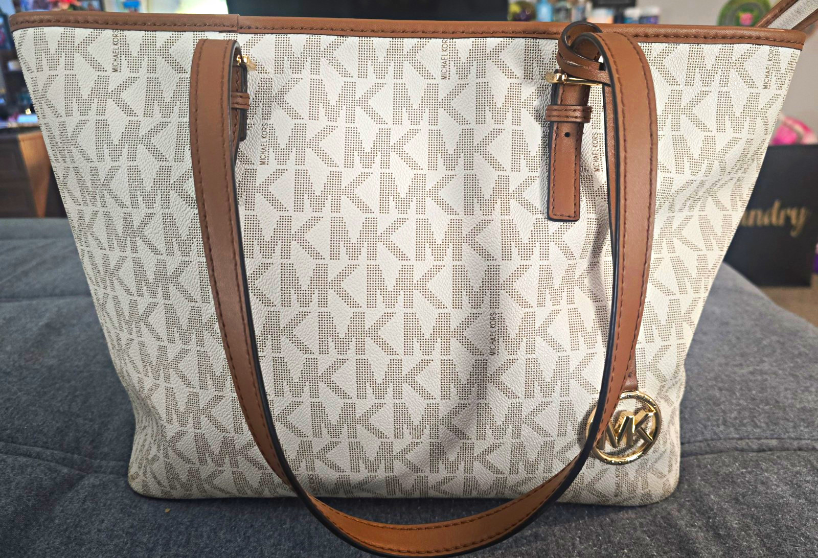 Michael Kors Monogram Large Tote Zip Top Ivory/Brown Shoulder Bag Pockets Charm