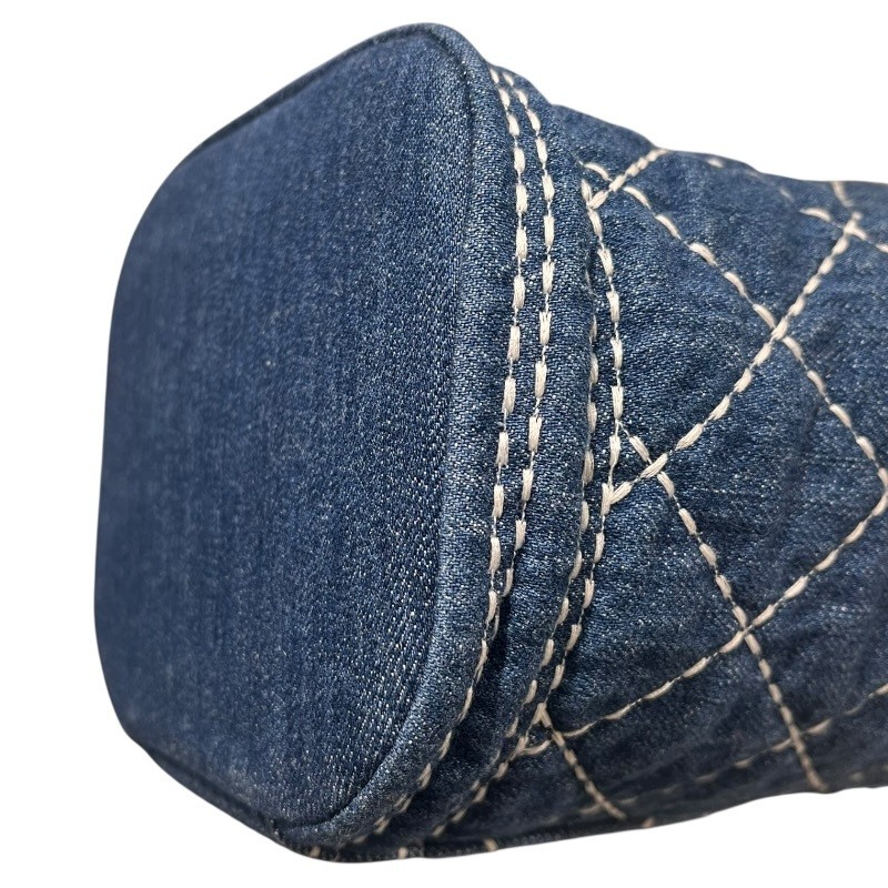 CHANEL Denim Chain Vanity Bag AS1336 Blue Gold Hardware Denim Shoulder Bag Ladie
