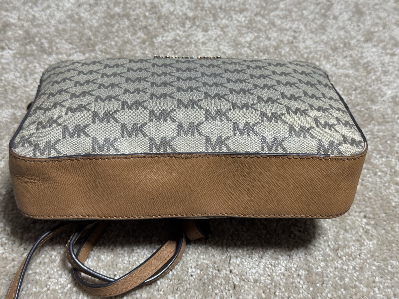 Michael Kors Jet Set Item LG Printed Logo Crossbody Bag Vanilla