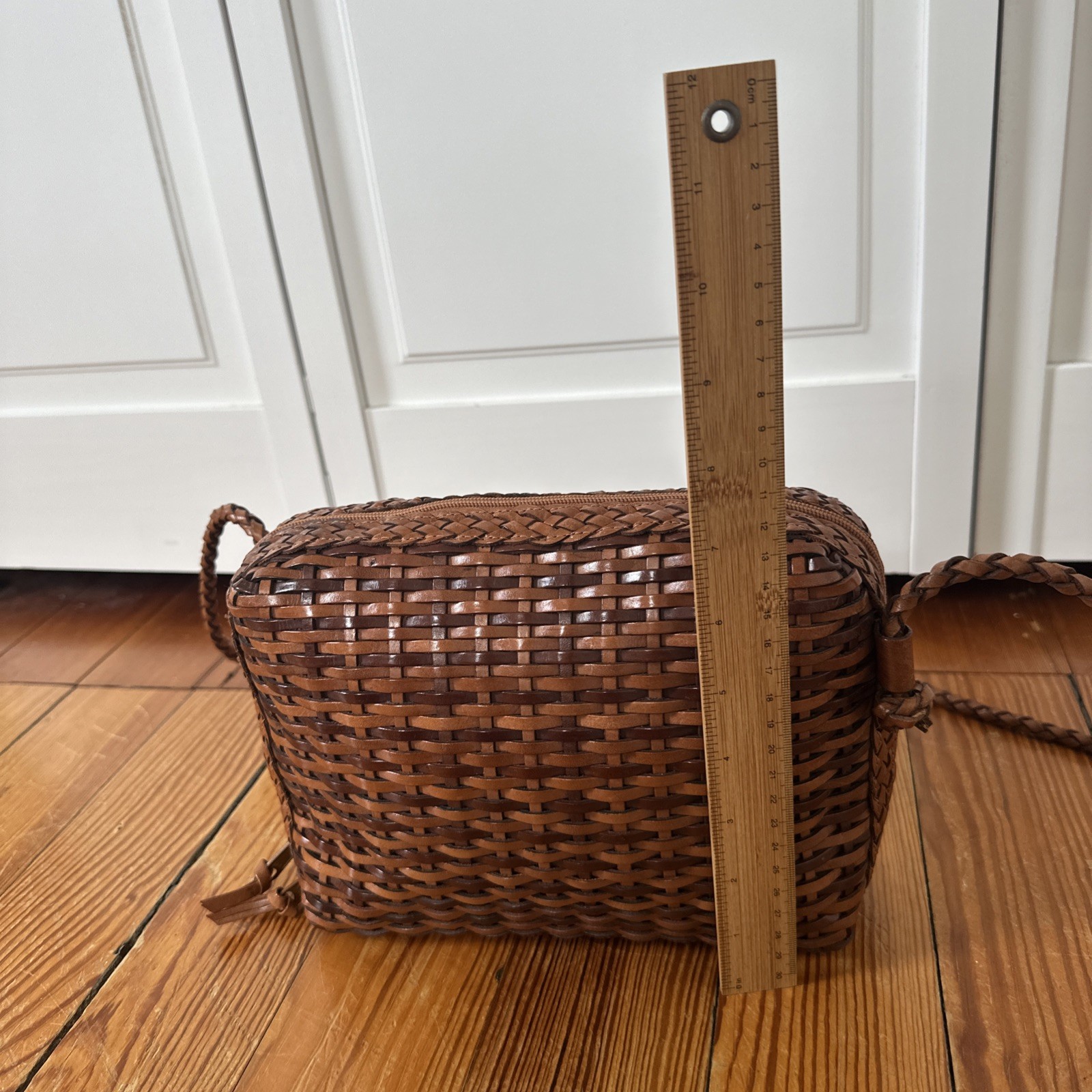 Cem Small Brown Woven Leather Crossbody Bag Genuine Leather Made In Brazil.