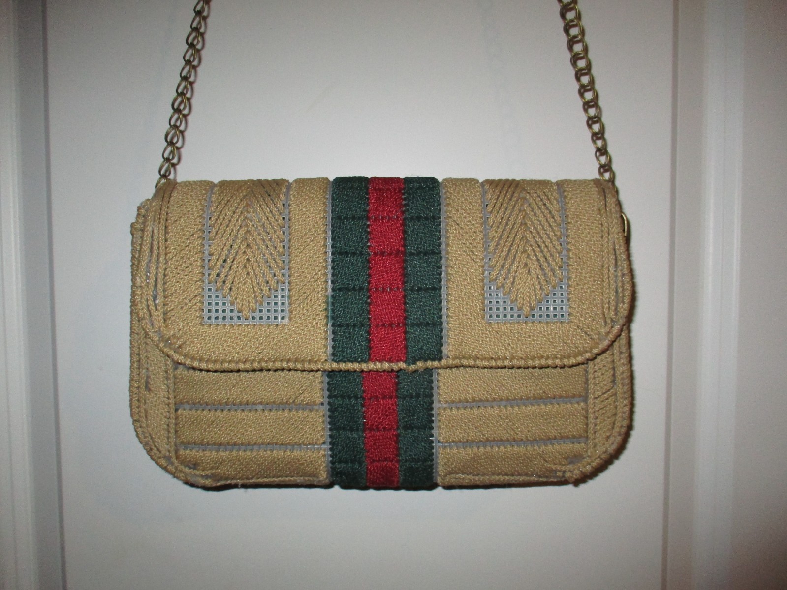 Handmade Paracord Plastic Canvas Handbag Shoulder Purse 11″ x 7.5″ x 2.75″ Brass