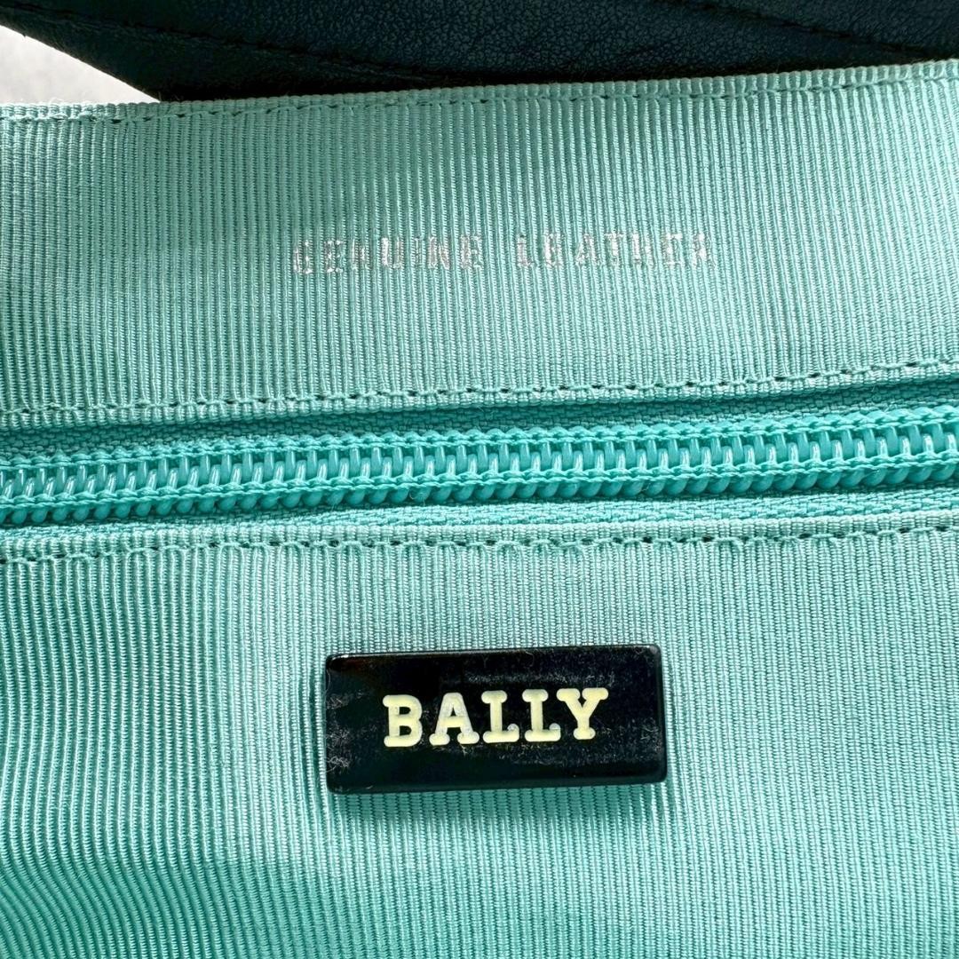 BALLY Shoulder Bag Quilted Geometric Stitch Black Vintage From Japan