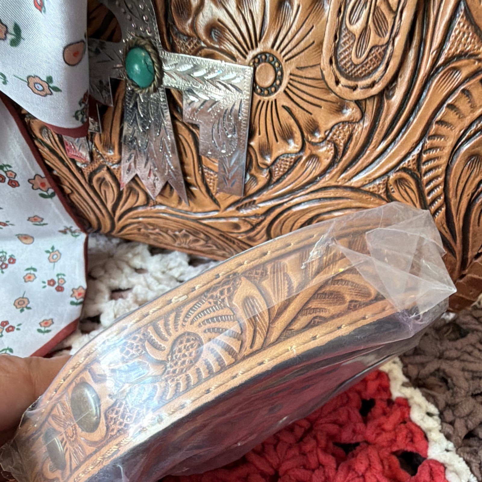 Tooled Floral Western Satchel Top Handle Zip Brown Detach Strap Thunderbird