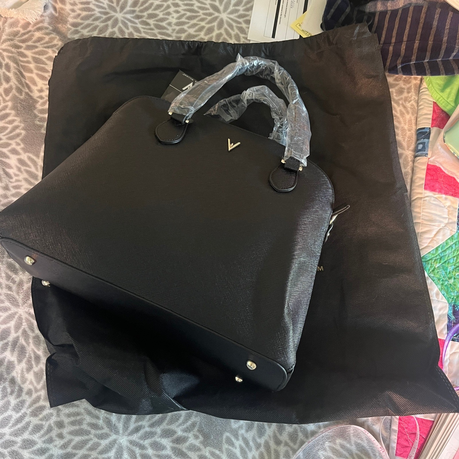 NWT Vanessa Williams Round Satchel Purse Black Gold Quiet Luxury Old Money Bag