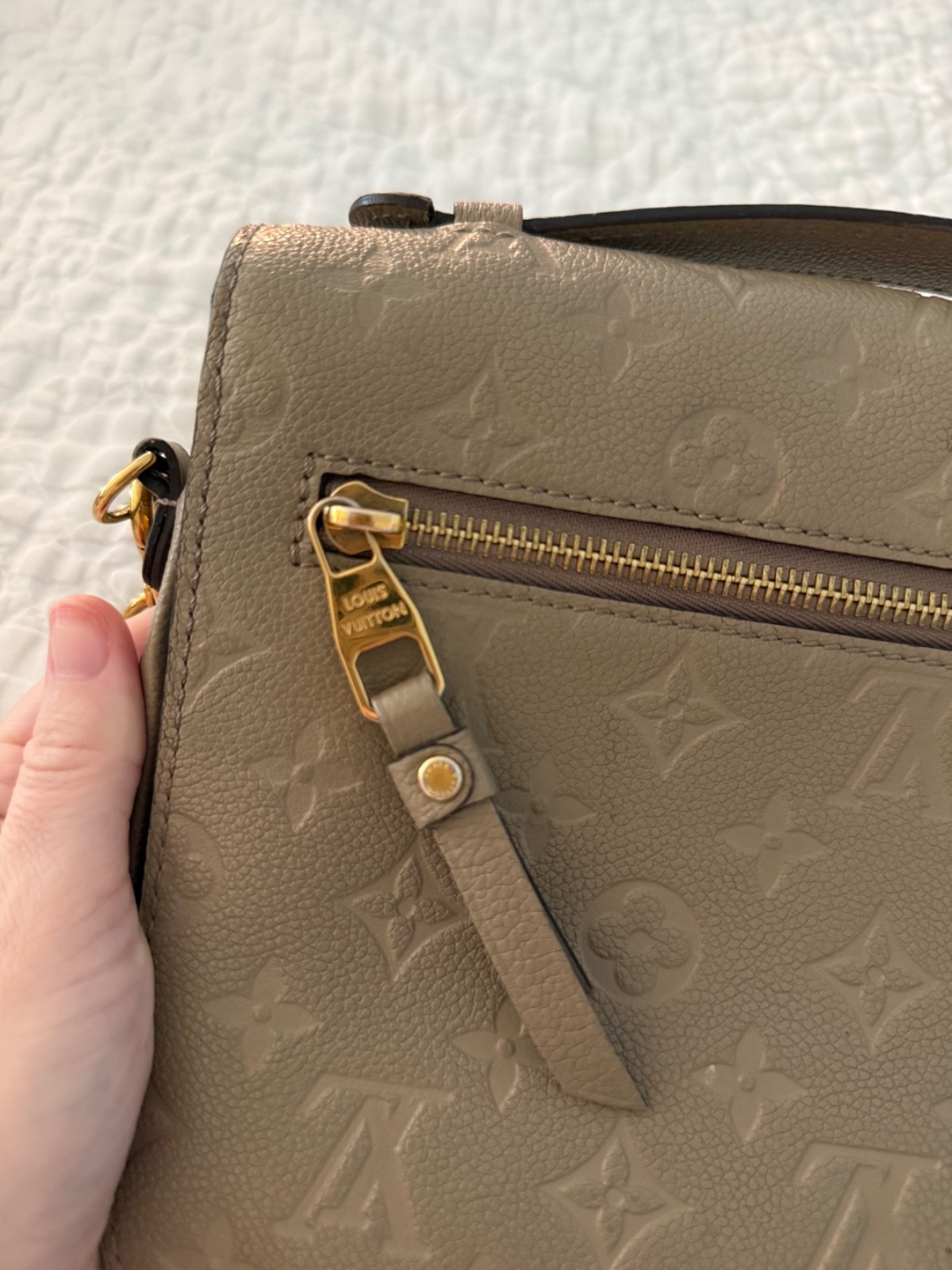 Louis Vuitton Monogram Empreinte Pochette Metis Turtledove Cross Body Bag