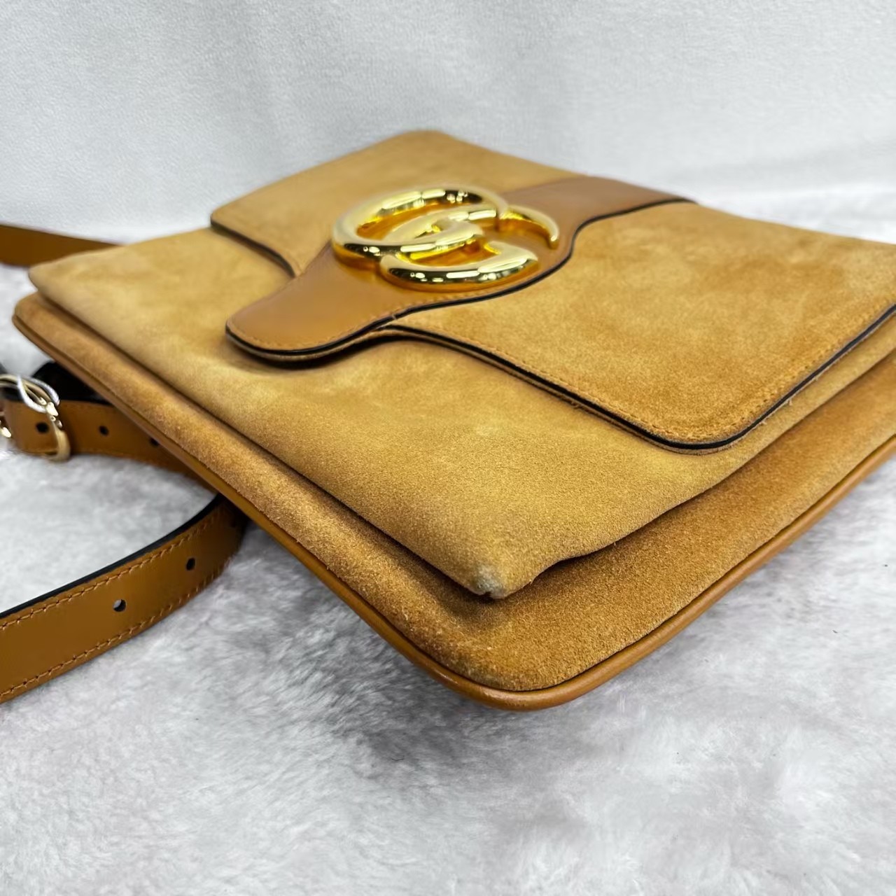 AUTH Gucci Arli Caramel Tan Suede Leather Interlocking G Crossbody Bag used