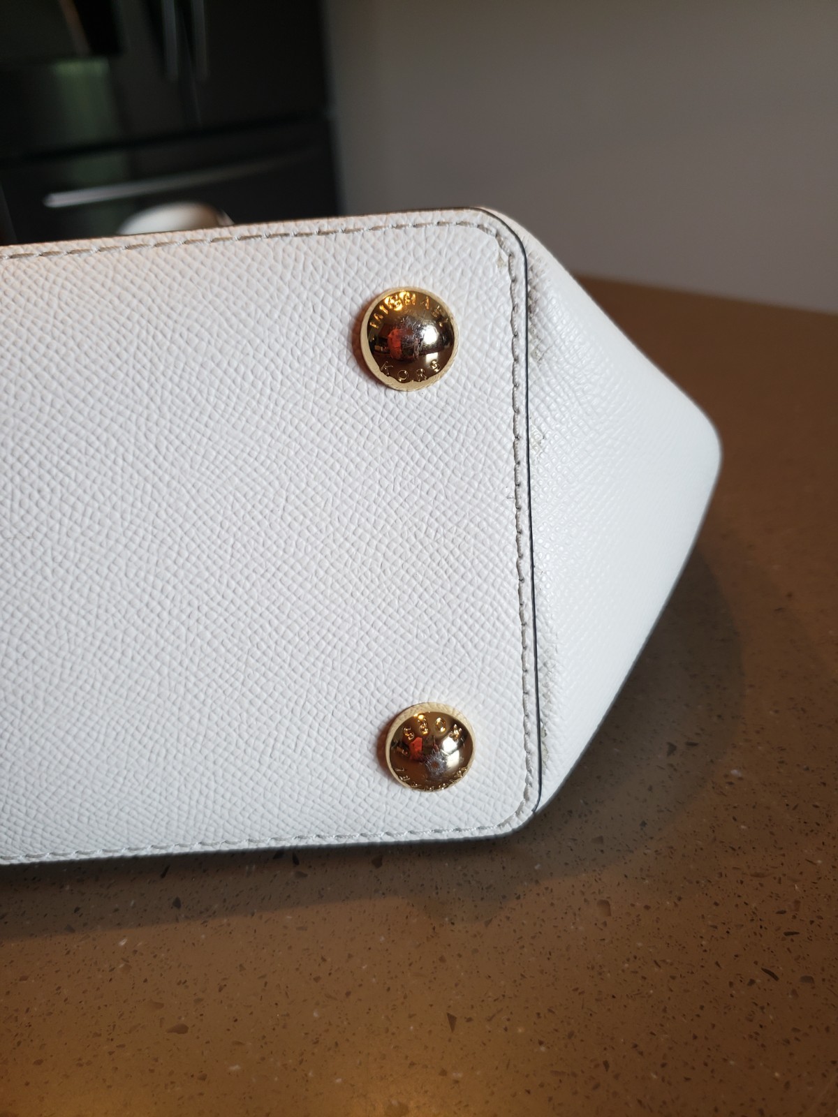 Off-white Leather Michael Kors Charlotte Purse
