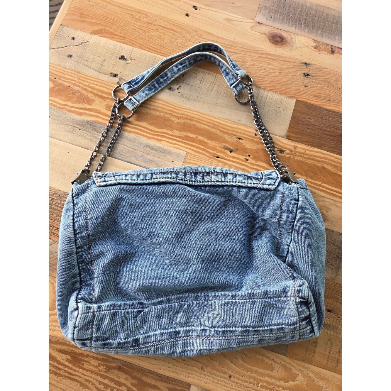 Denim Shoulder Bag with Adjustable Chain Strap – Light Blue