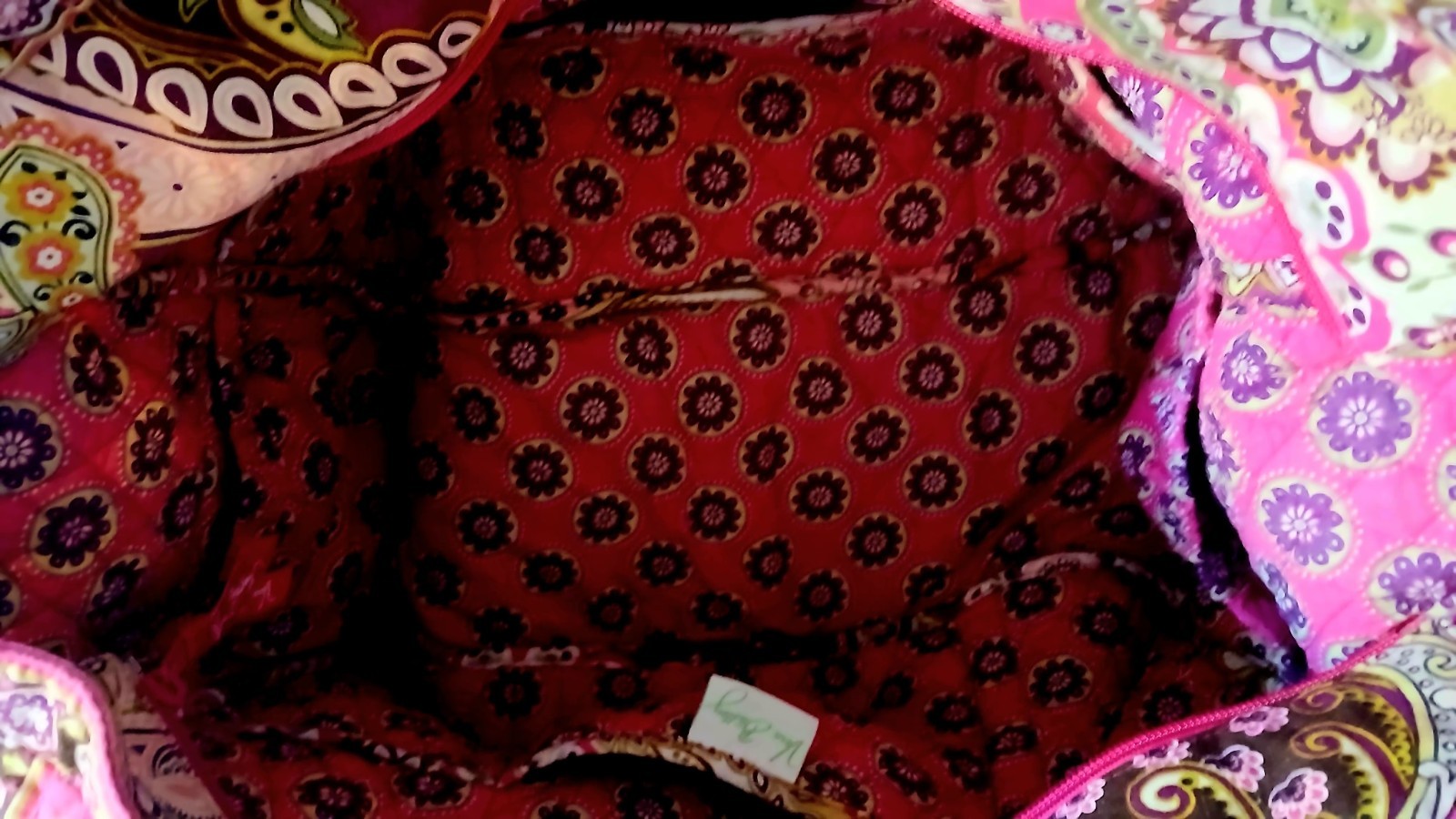 VERA BRADLEY VERY BERRY PAISLEY GET~ CARRIED~AWAY EXTRA LARGE TRAVEL TOTE BAG