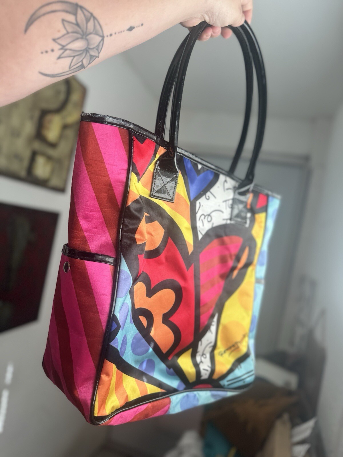 Romero Britto “A New Day” Heart Tote Bag With Zipper Top