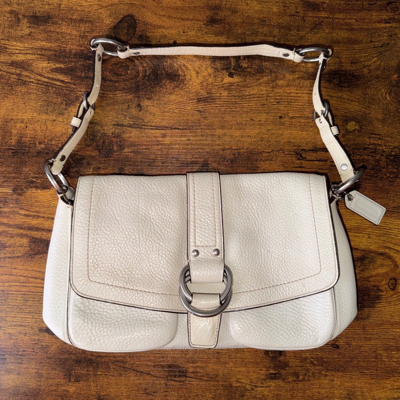 Coach Leather Buckle Bag N. A0851-F10893