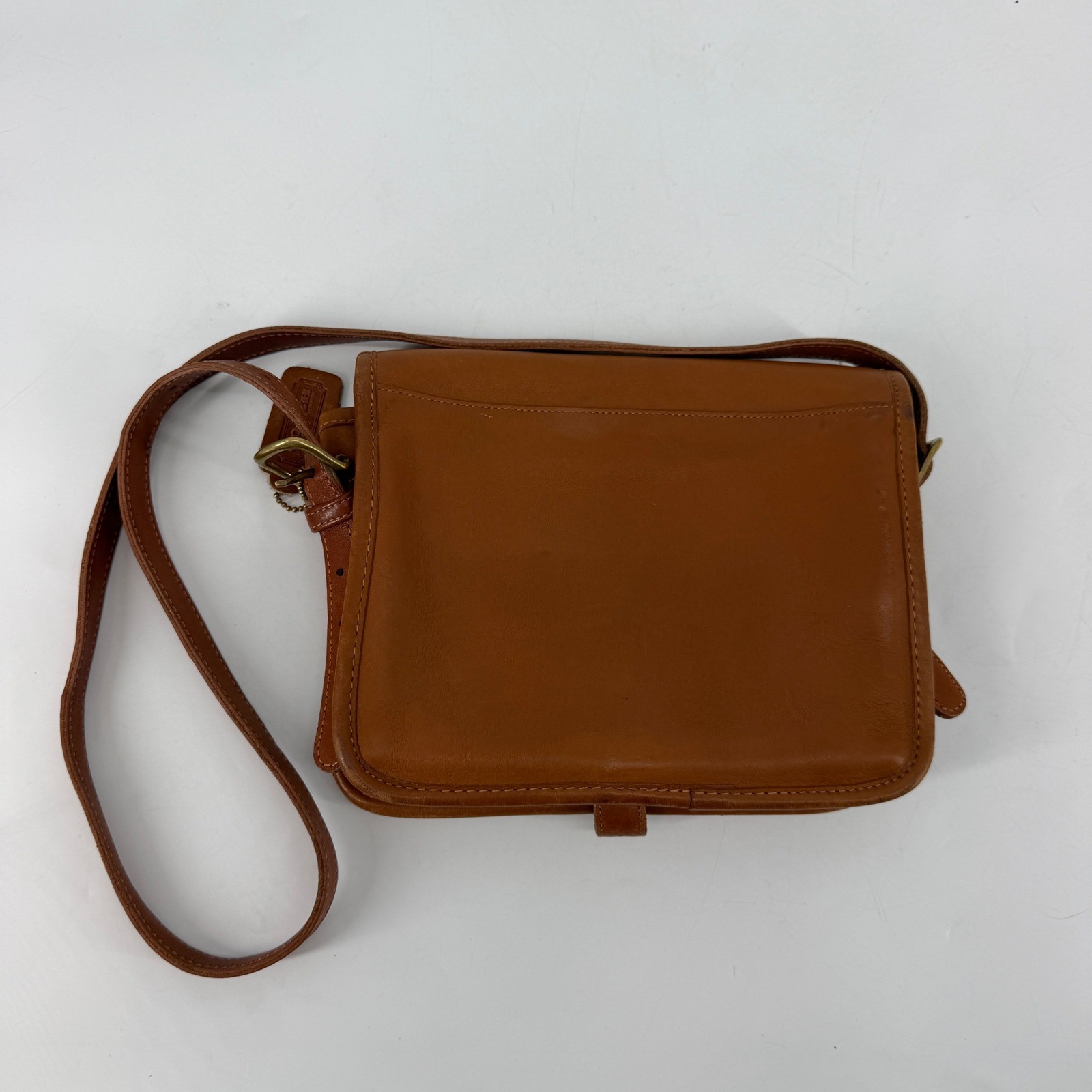 Vintage Coach Saddle Pouch British Tan Leather NYC Crossbody Bag