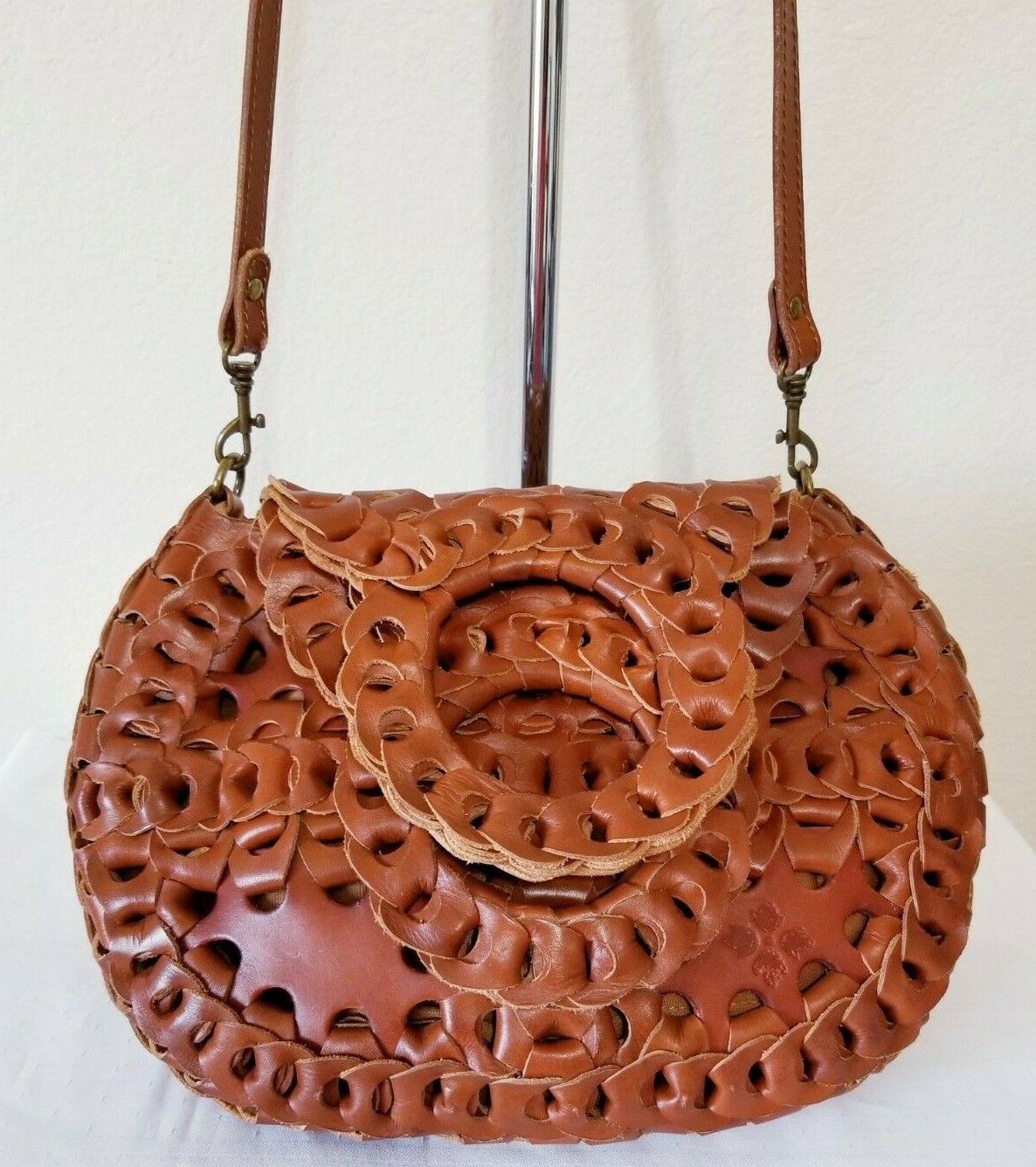 PATRICIA NASH TAN TICCI Chain Link GENUINE ITALIAN LEATHER CROSSBODY HANDBAG