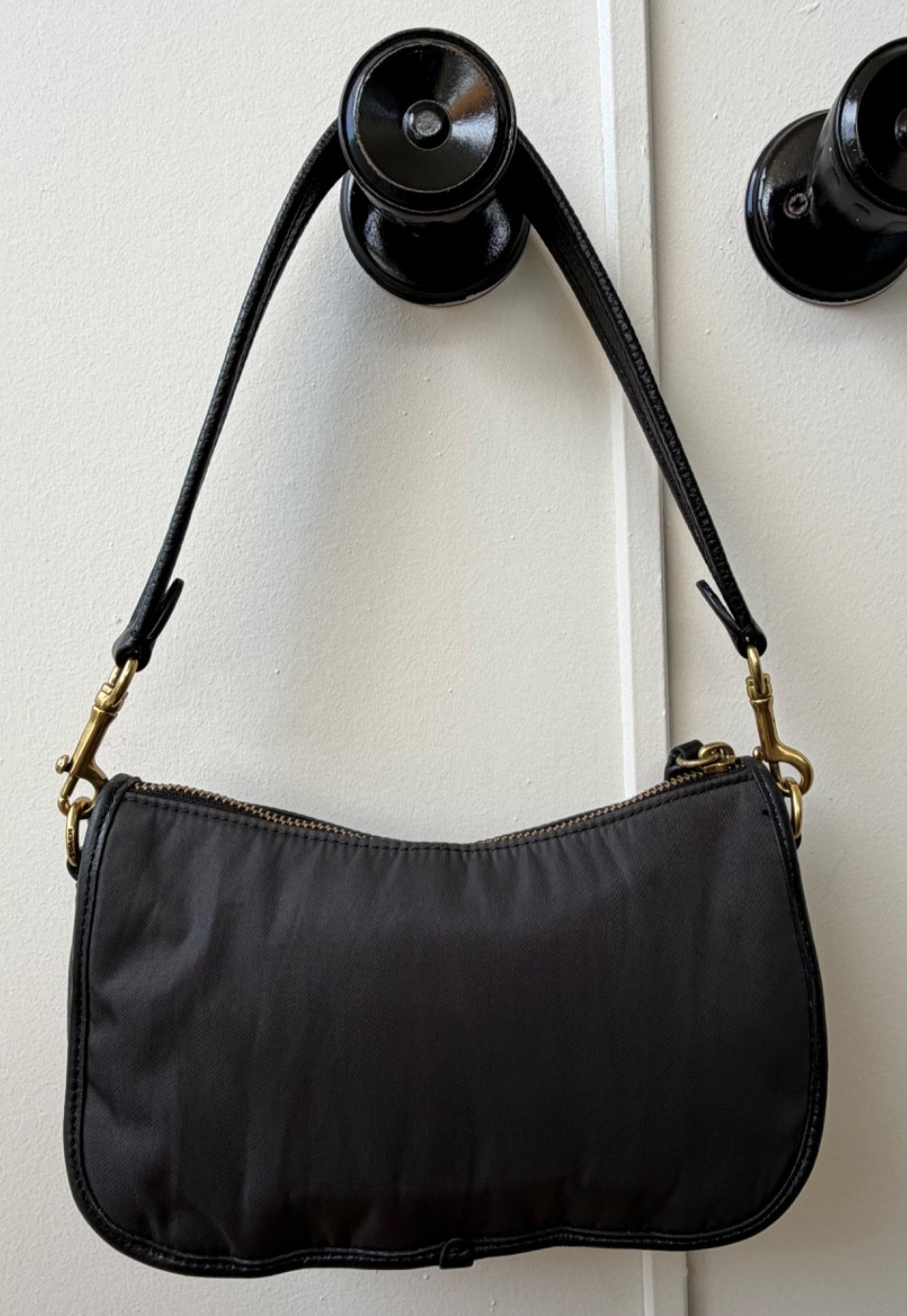 Vintage Coach Swinger Bag in Nylon with Rose Print Interior – Style C1982