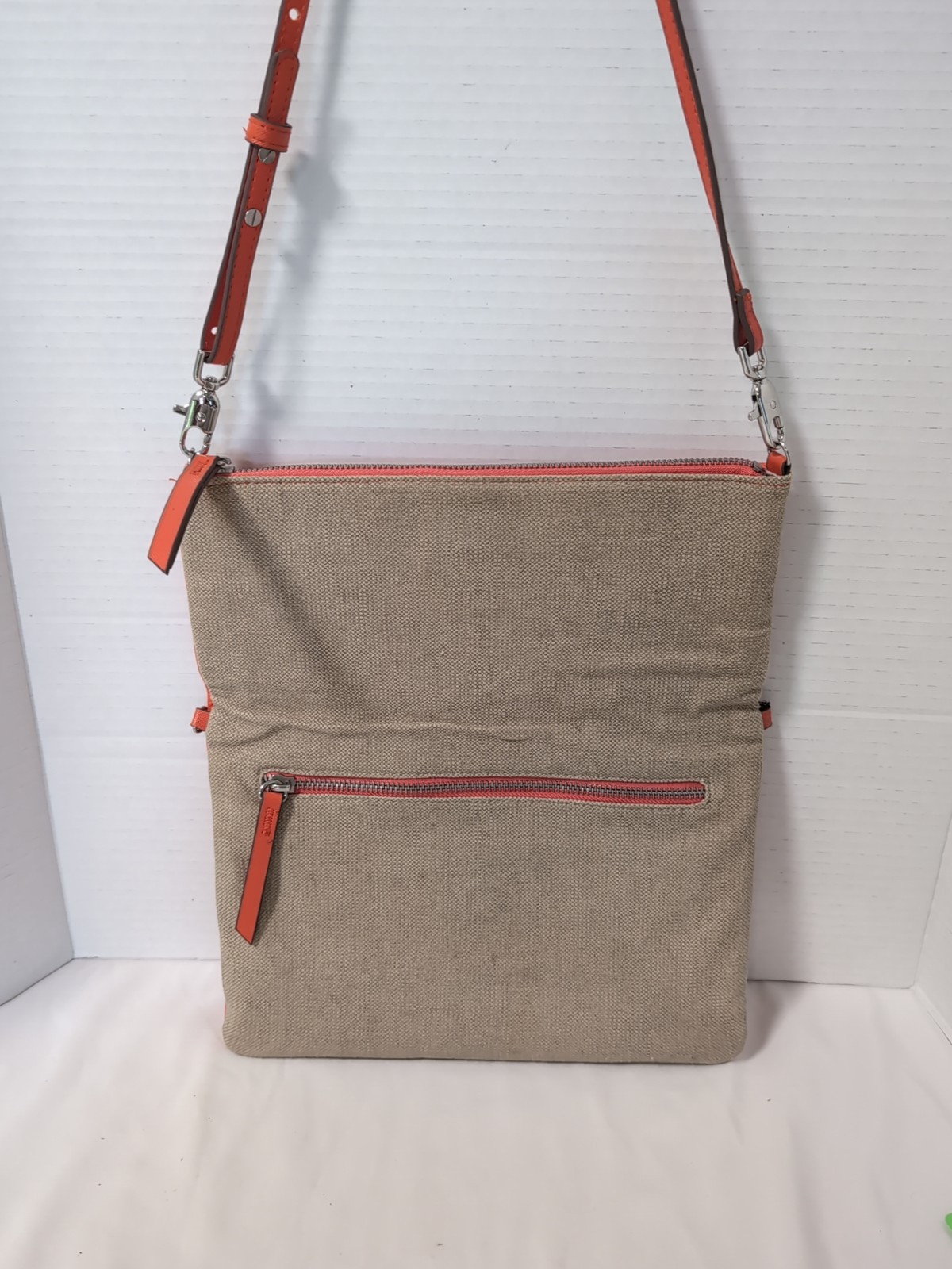 STELLA & DOT CROSSBODY PURSE KHAKI ORANGE WAVERLY Two STRAP POSITIONS