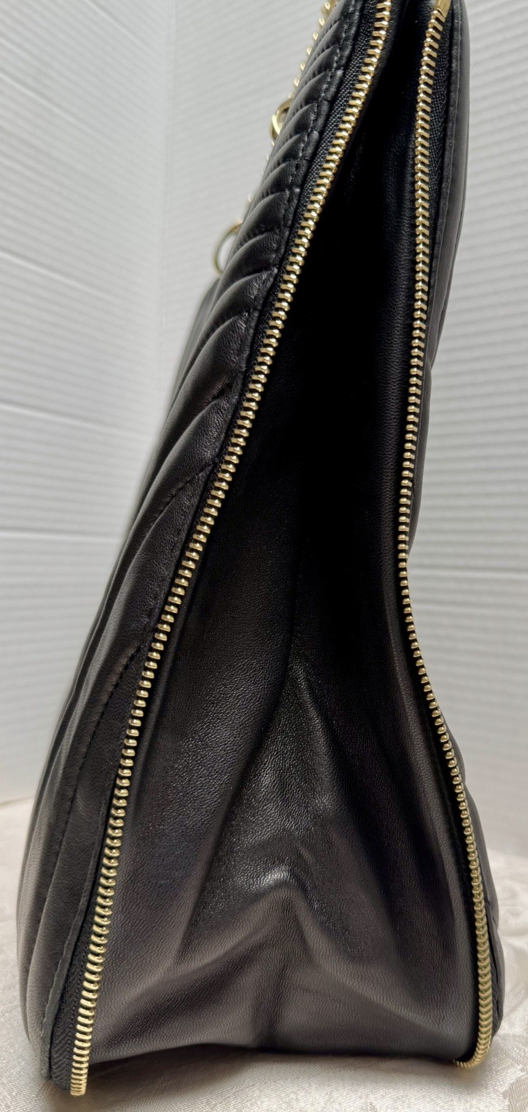 Henri Bendel Quilted Swirling Leather Zip Chain Strap Shoulder Bag Black