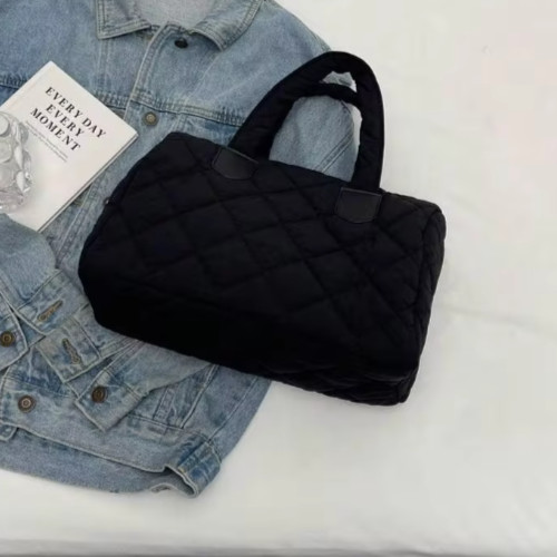 Women’s Daily Casual Quilted Portable Pillow Bag Shoulder Crossbody Bag Black