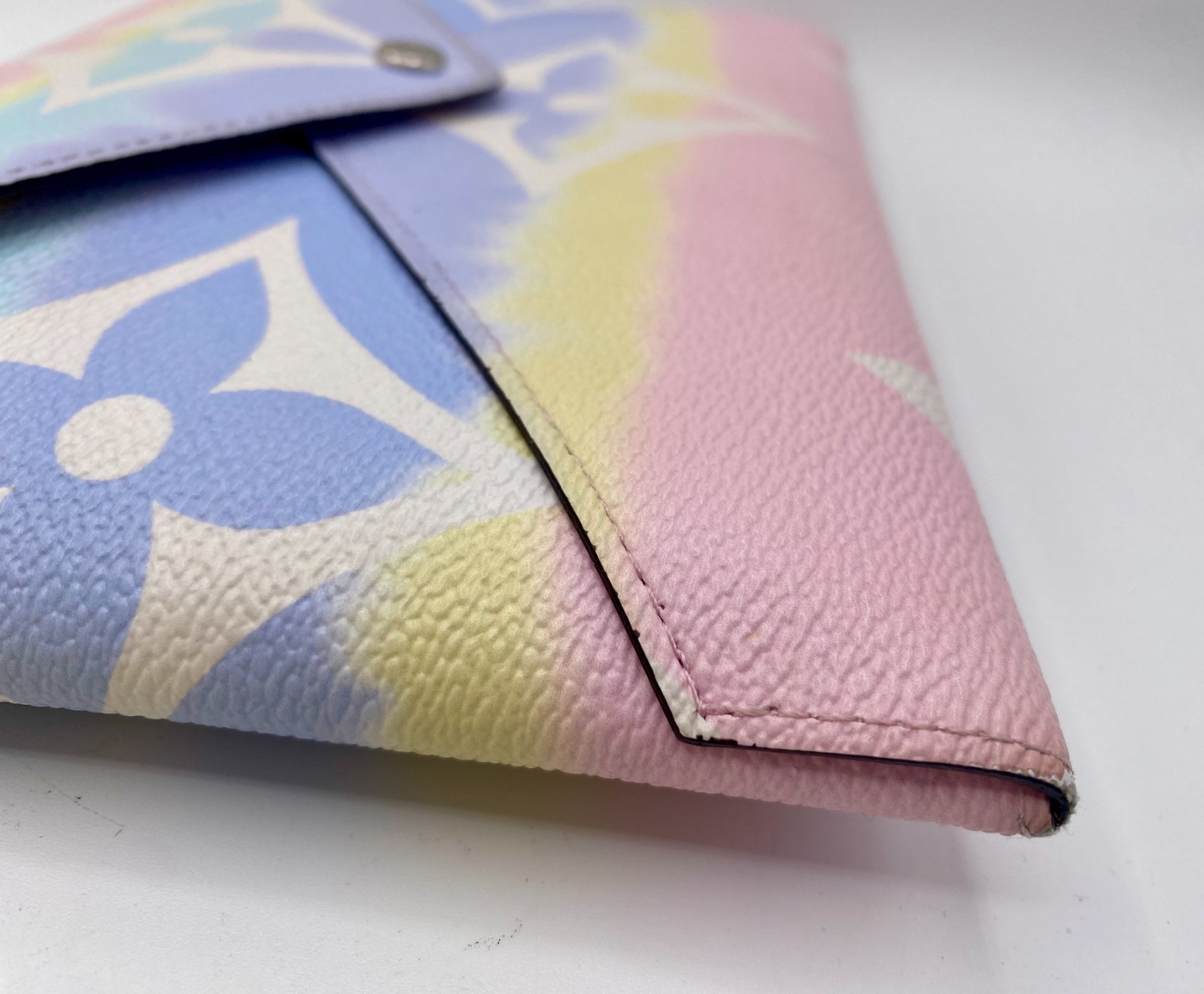 Louis Vuitton Monogram Pastel Giant Escale Kirigami Pochette Large Bag Clutch