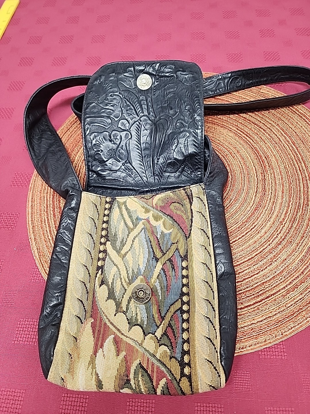 Vintage Jill Stuart Crossbody Floral Tapestry And Leather Bag 1990’s Boho Y2K