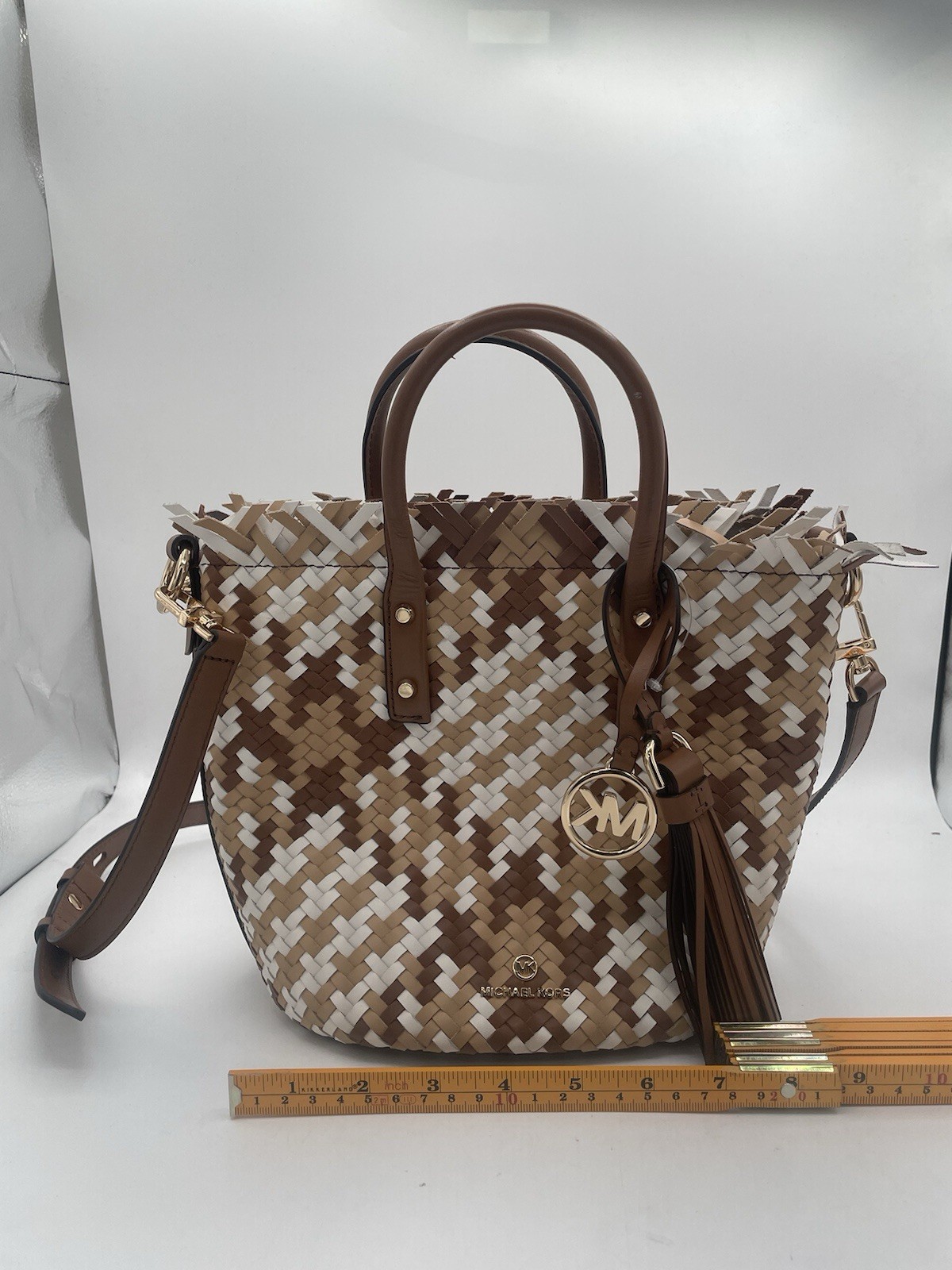 Michael Kors Marley Medium Leather bucket Messenger Bag luggage gold handbag