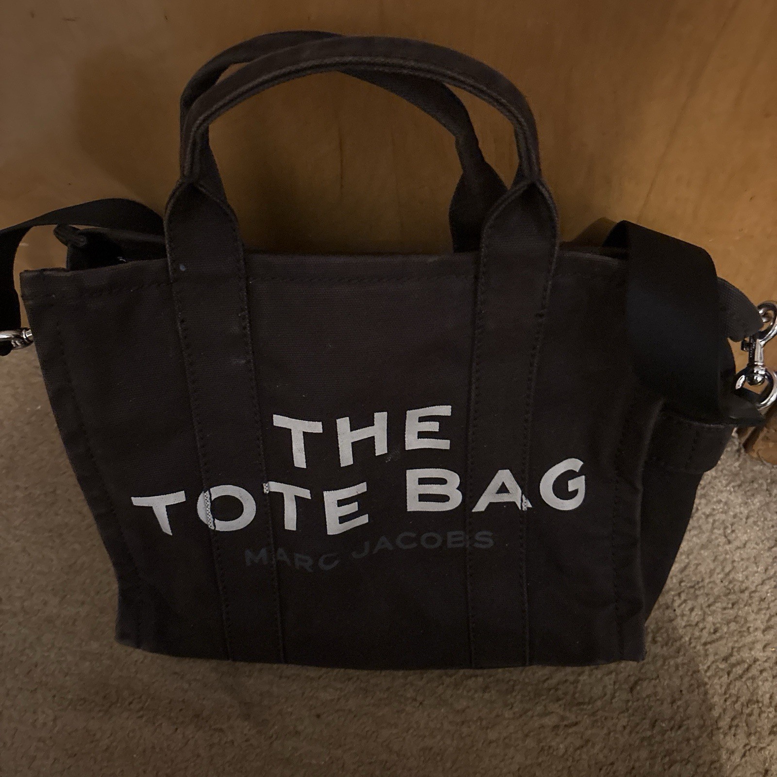 Marc Jacobs The Tote Bag Small Black Zip Tote with Detachable Adjustable Strap