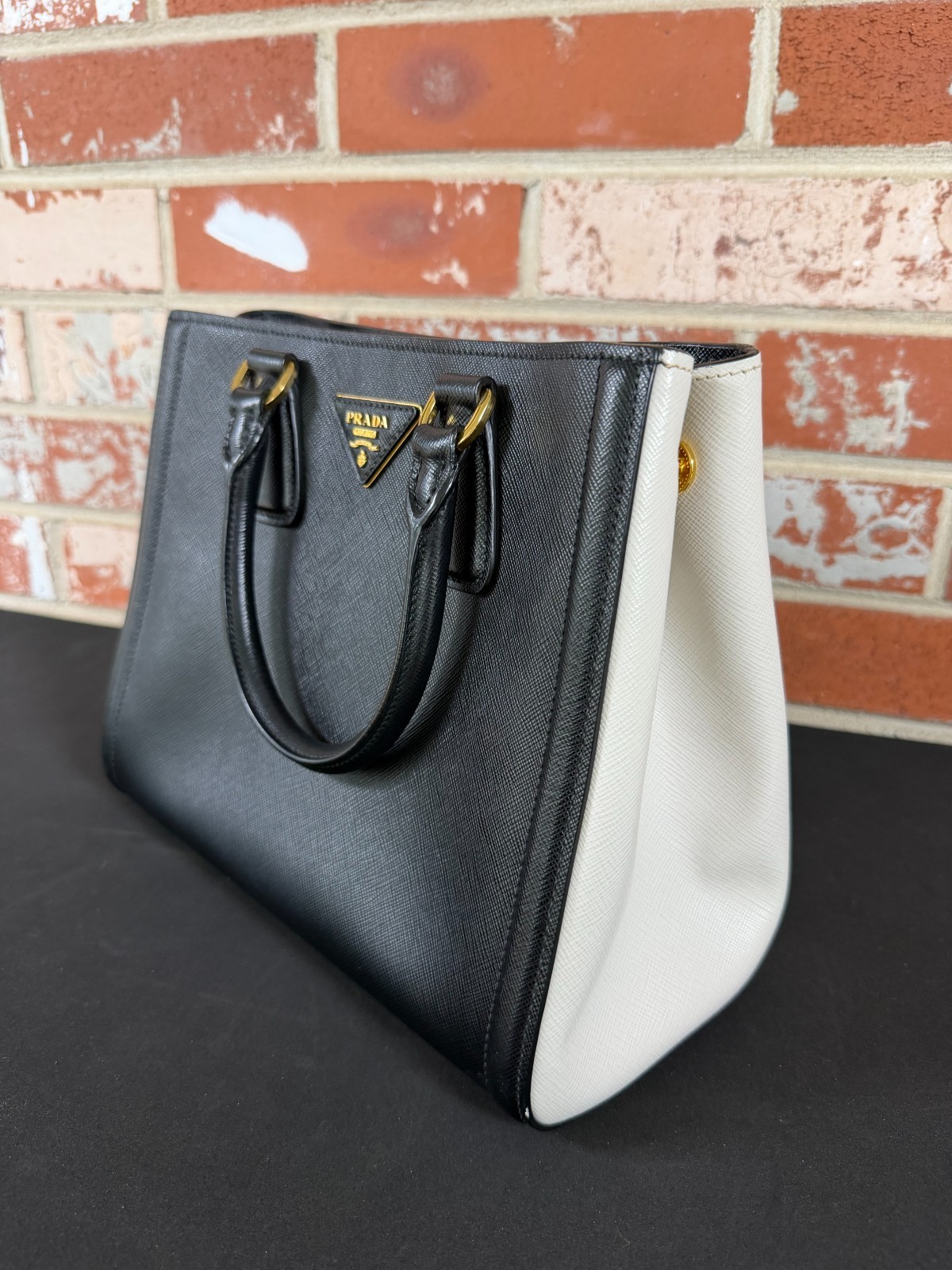 PRADA Black Saffiano Lux Bicolor Tote Small (FULL SET) Nero+Talco Leather Italy