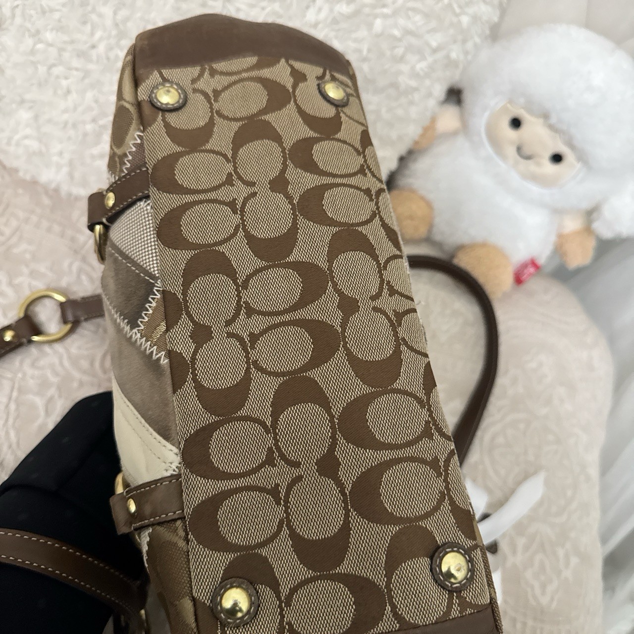 Coach Signature Patchwork Tote Brown Beige Zip Top Double Handles Pockets