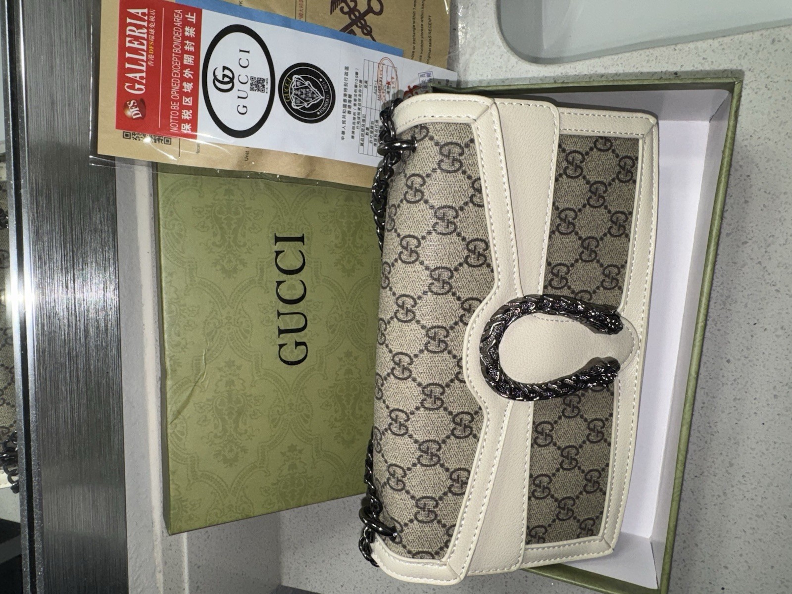 Gucci Beige/Ivory GG Logo Chain Strap Shoulder Bag Black Hardware, Box/Dust