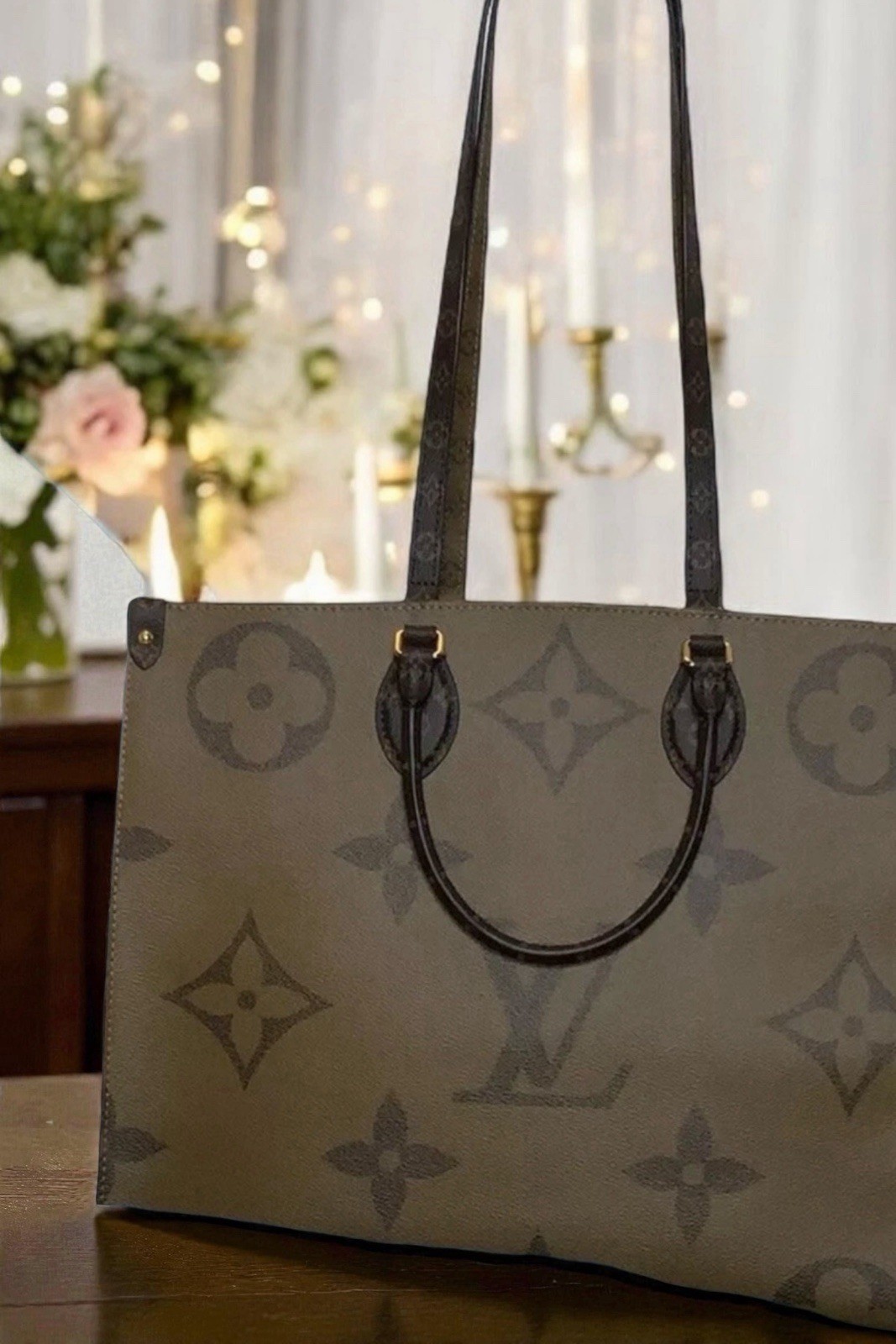 NWT Louis Vuitton ONTHEGO GM Tote Shoulder Bag Giant Monogram Brown + Extras !