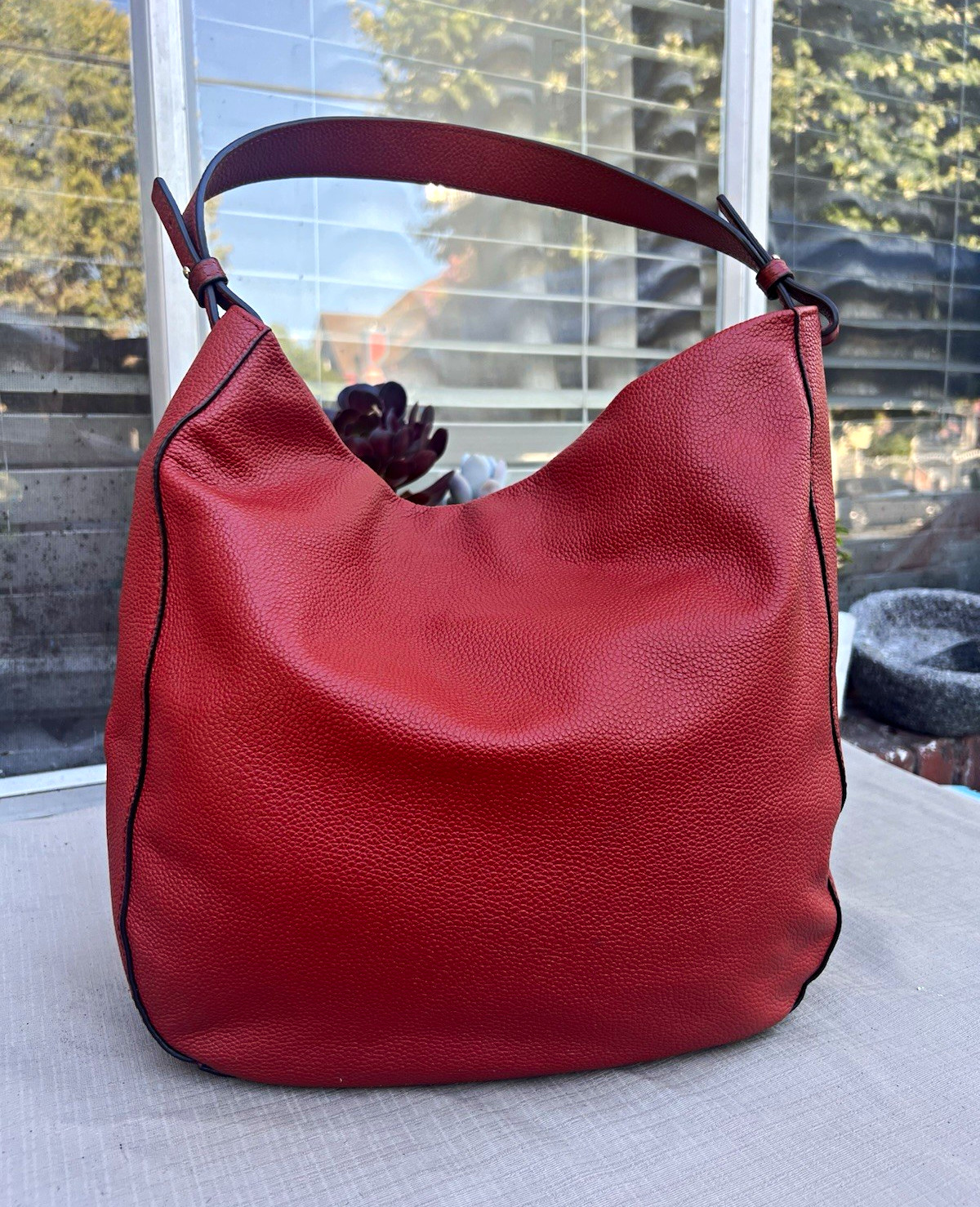 Melrose and Market Red Pebbled Zip Shoulder Bag Gold Hardware Beige Lining
