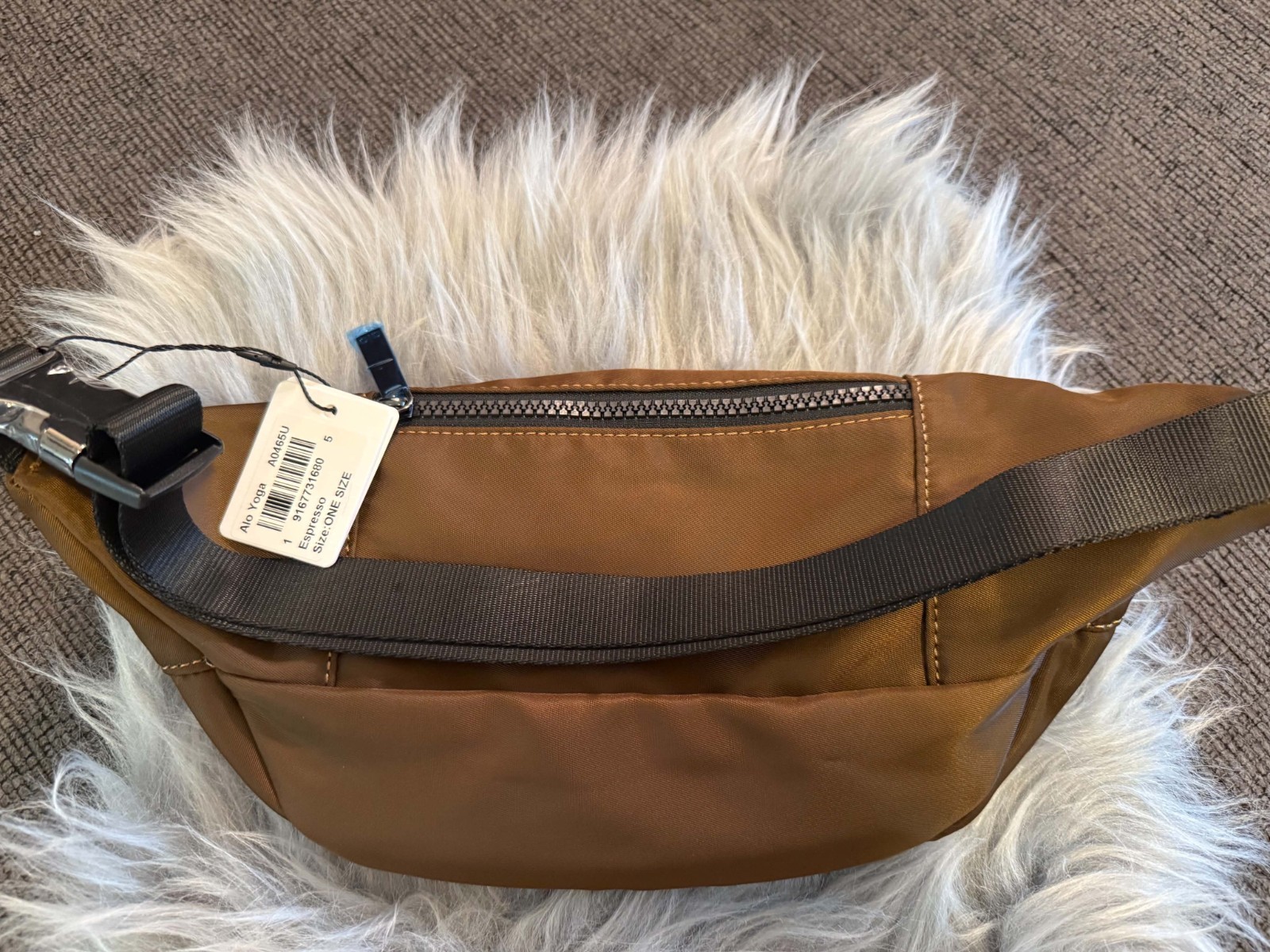 Alo Yoga Fanny Bag Expresso Brown
