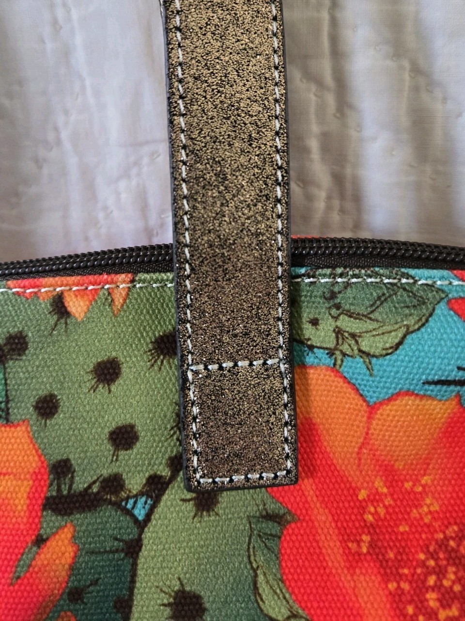 ARIAT Prickly Pear Cactus floral Tote Bag Western Multicolor Leather Handles NEW
