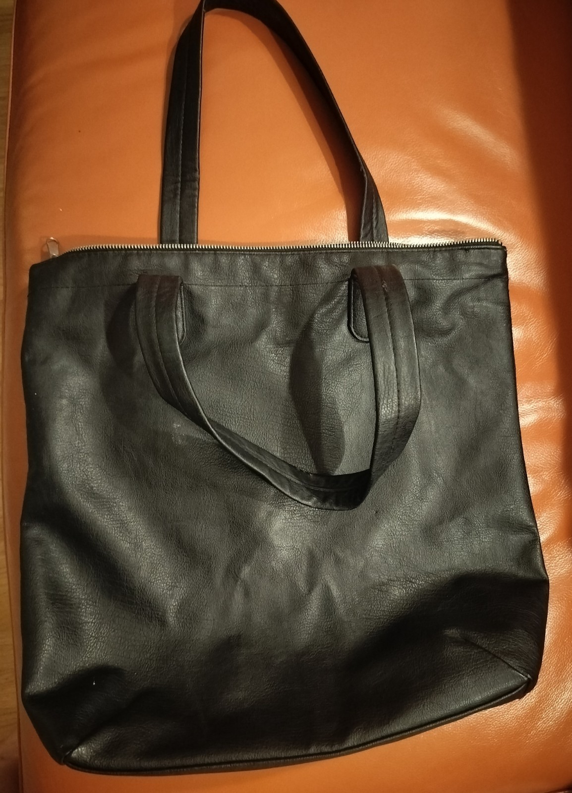 Women’s Black H&M Tote , Zip Top, Double Handles, Silver Hardware, Text Print