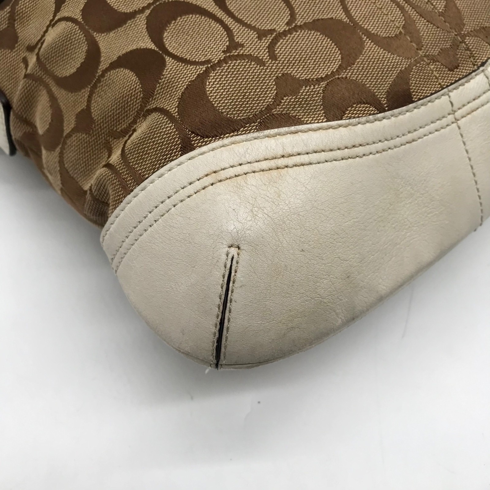 Coach Signature Canvas Khaki/White Jacquard Leather Chelsea Shoulder Bag