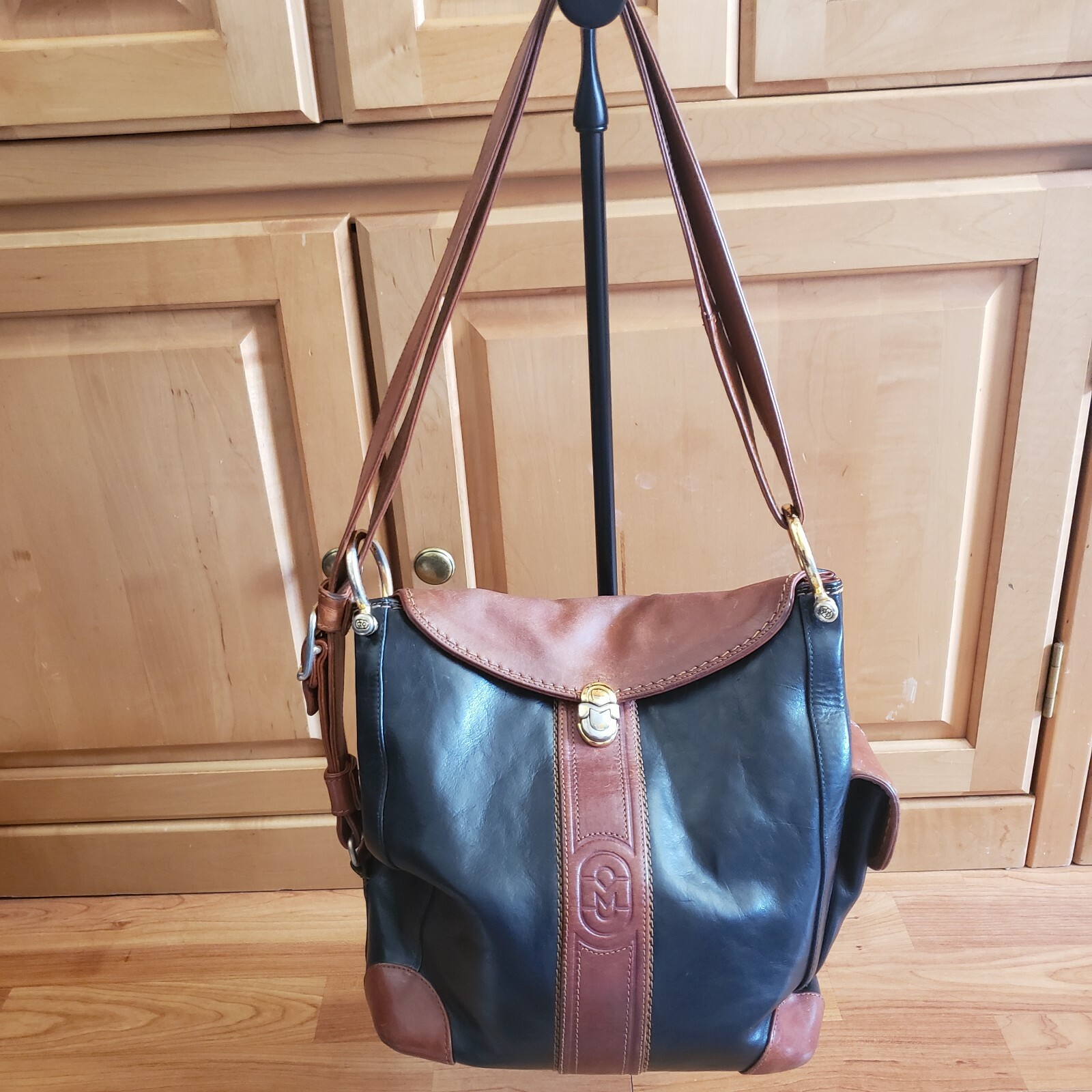 Vtg Marino Orlandi Italy Leather Large Camel Black Bucket Crossbody Shoulder Bag