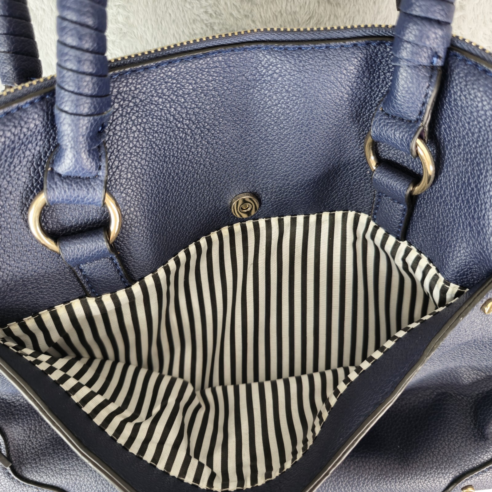 Lily & Ivy Blue Purse Bag