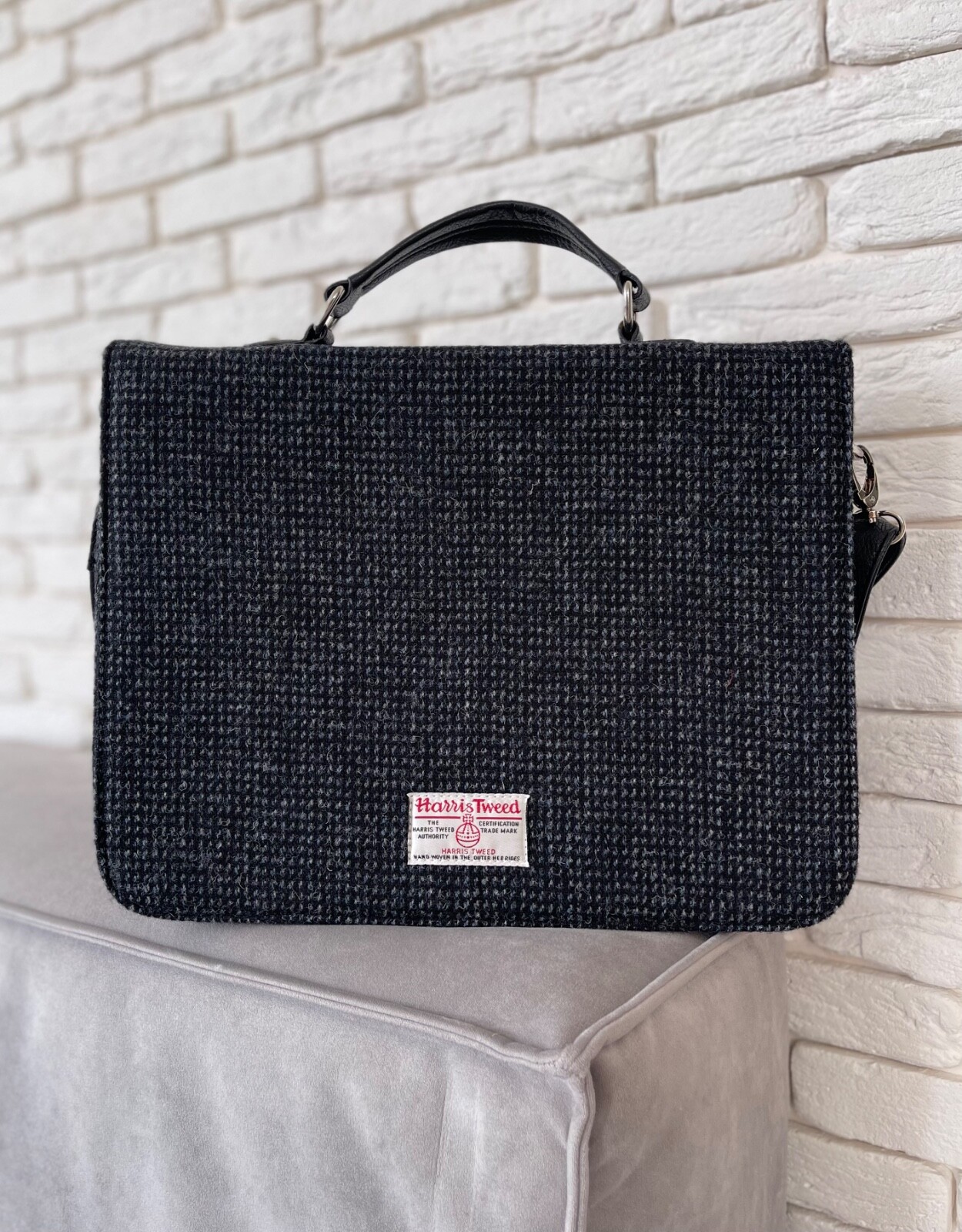 Harris Tweed Islander Handbag – Black & Grey Herringbone Wool Bag Belted