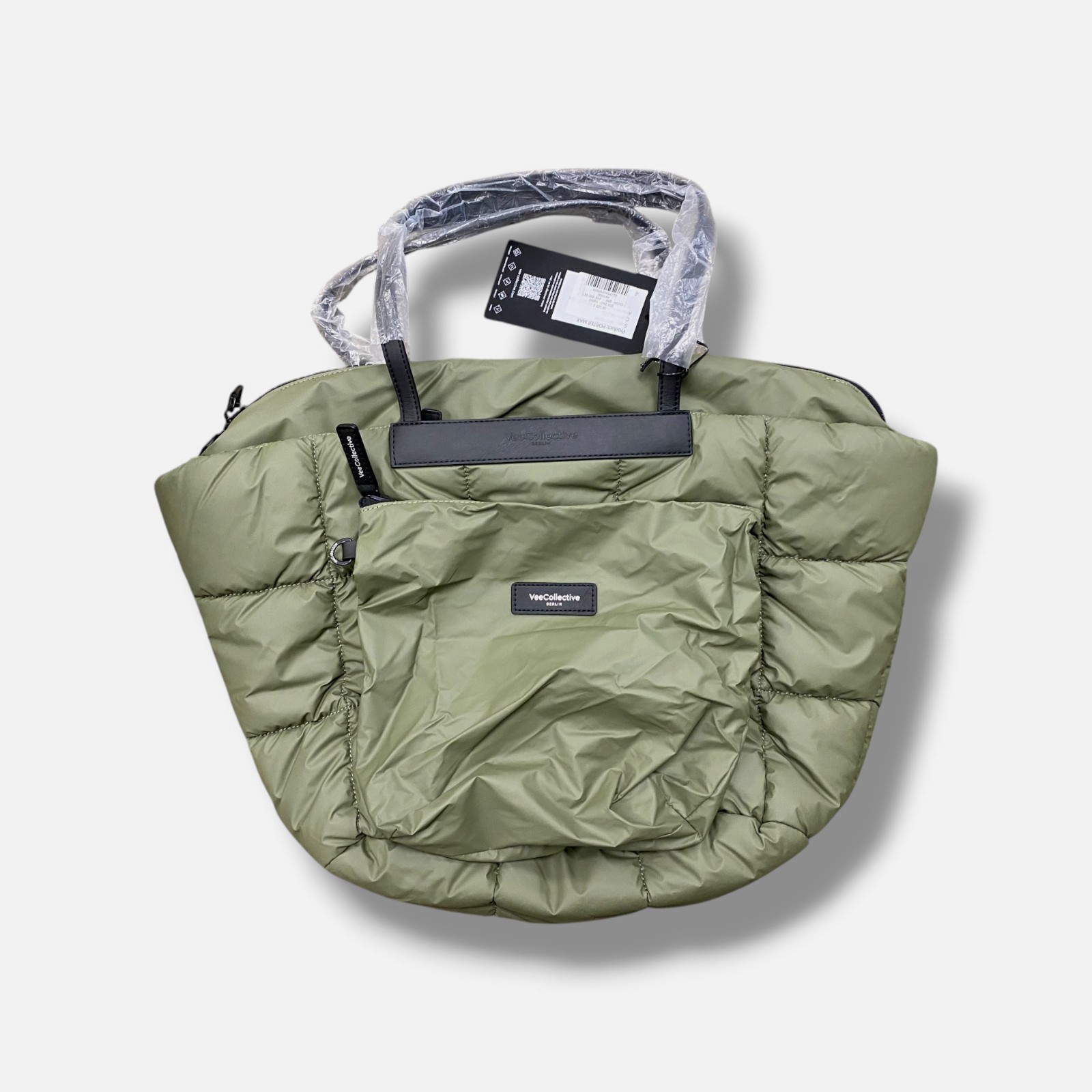 VeeCollective Women’s Green Porter Max Quilted Tote Bag