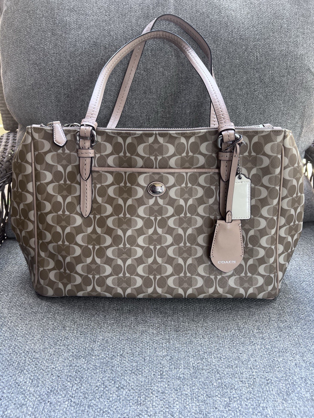 COACH Peyton Dream C Jordan Double Zip Carryall Tote Bag Khaki Tan Canvas F25457