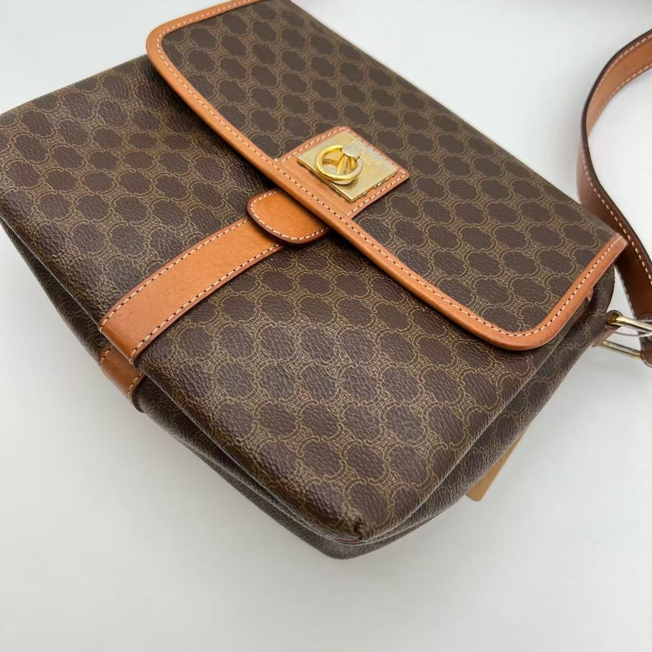 Authentic Vintage Celine Macadam Coated Canvas Crossbody Bag 8.6×6.3×2.3 inches