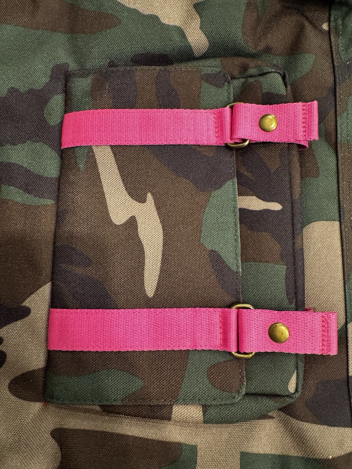 Plunder Women’s Large Camouflage Crossbody Bag Zip Top Multicolor Strap Red