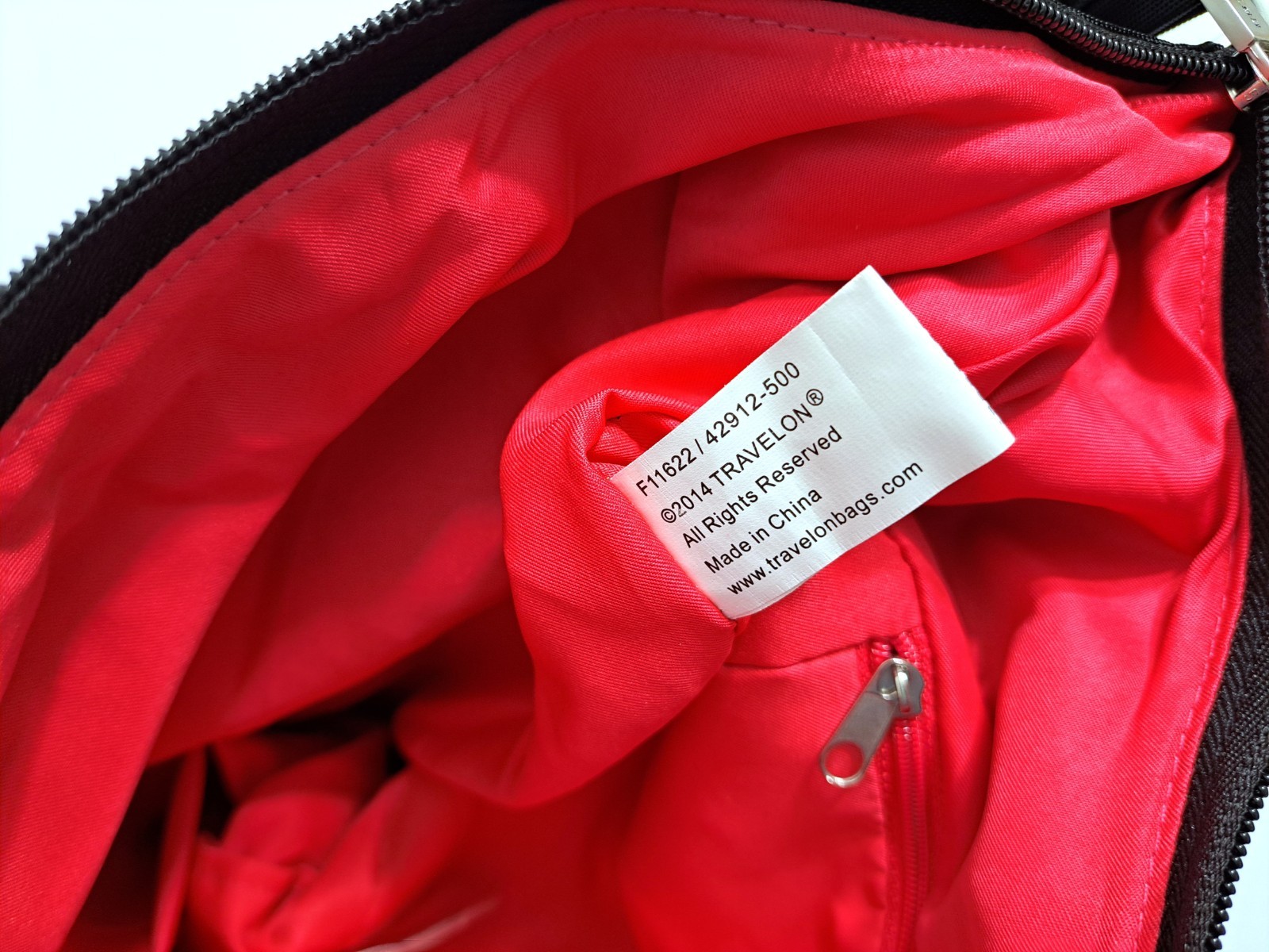 TRAVELON Anti-Theft Classic Crossbody Bag Black RFID