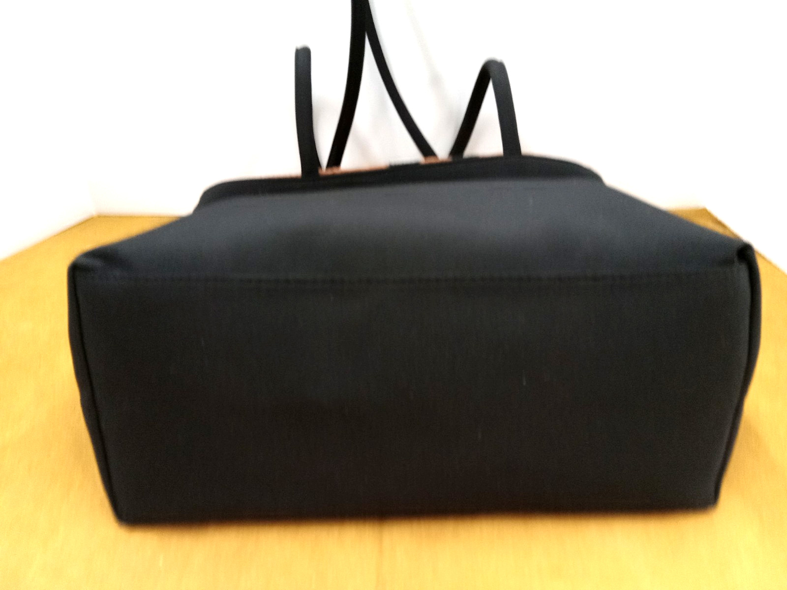 Freeport Studio Bag Purse Black stock #0NC60 Polyester faux animal fur lining