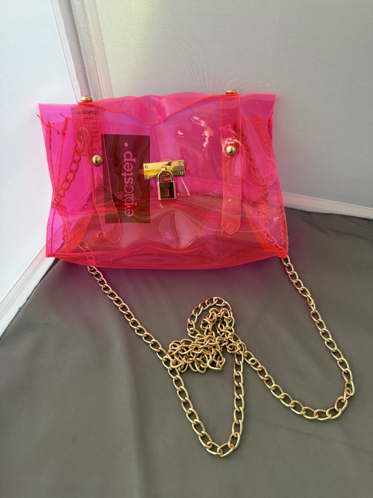 EpicStep Katie Clear Neon Pink Jelly Crossbody Festival Bag Gold Chain NWT