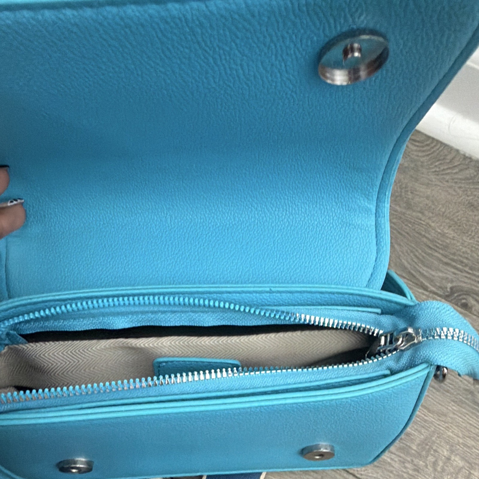 Marc Jacobs Mini Blue Pebbled Logo Crossbody Bag Detachable Strap Silver HW