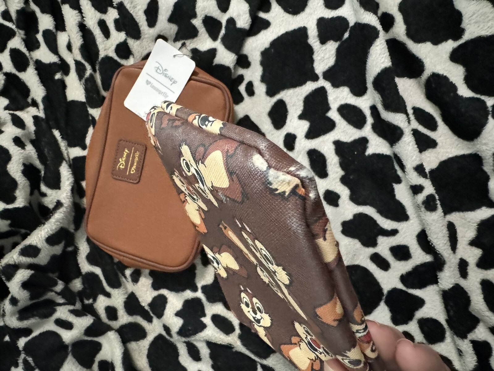 Disney Loungefly Chip And Dale Cosmetics Bag & Coin Purse Heart Logo