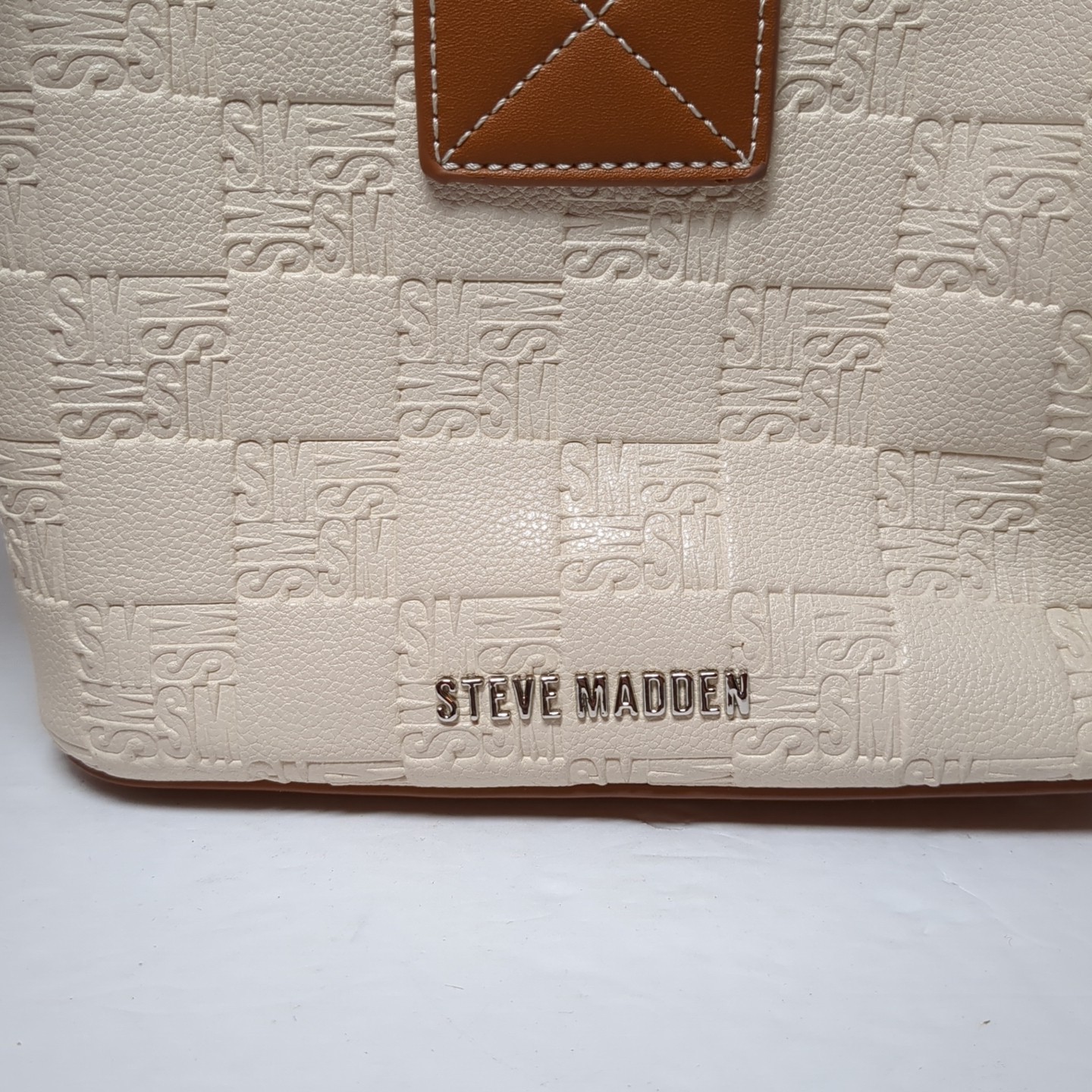 Steve Madden Sanibel Satchel Bag Bone W/ Embossed Logo W/Crossbody Strap