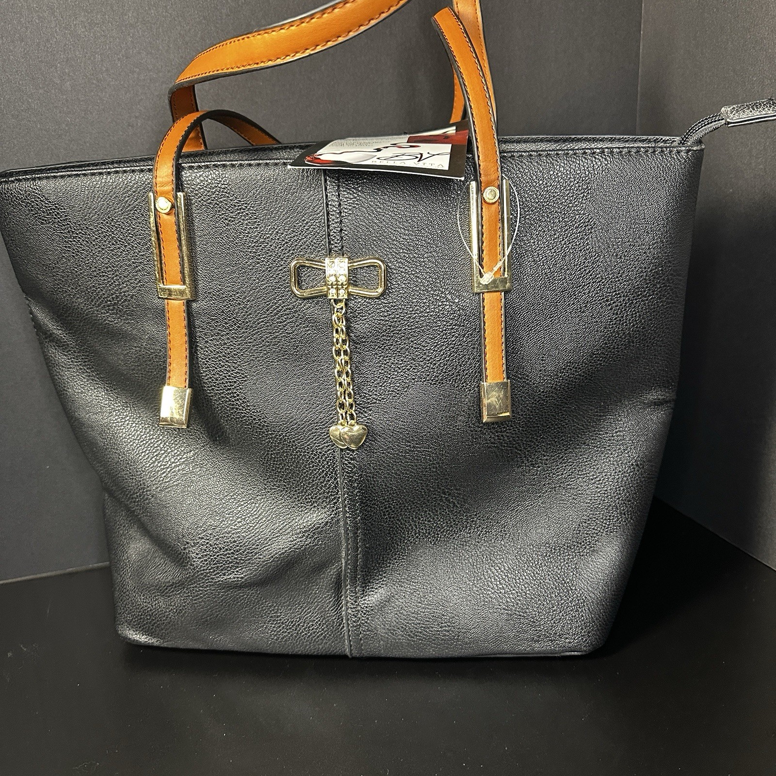 NEW Trendy Black Bella Vita Porto Vino WINE PURSE Brown Strap Charms 1.5 Liter